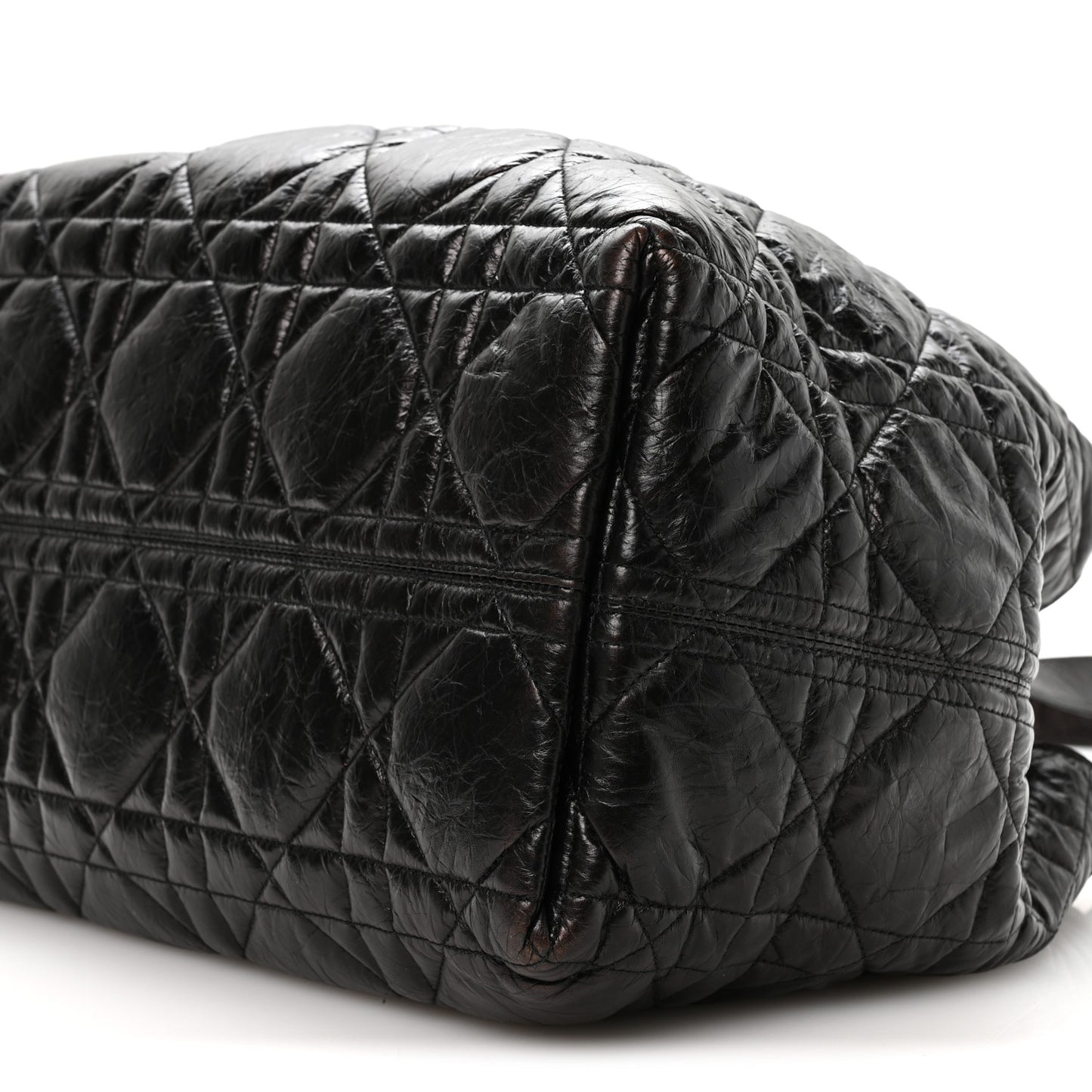 Crinkled Calfskin Macrocannage Large Toujours Black