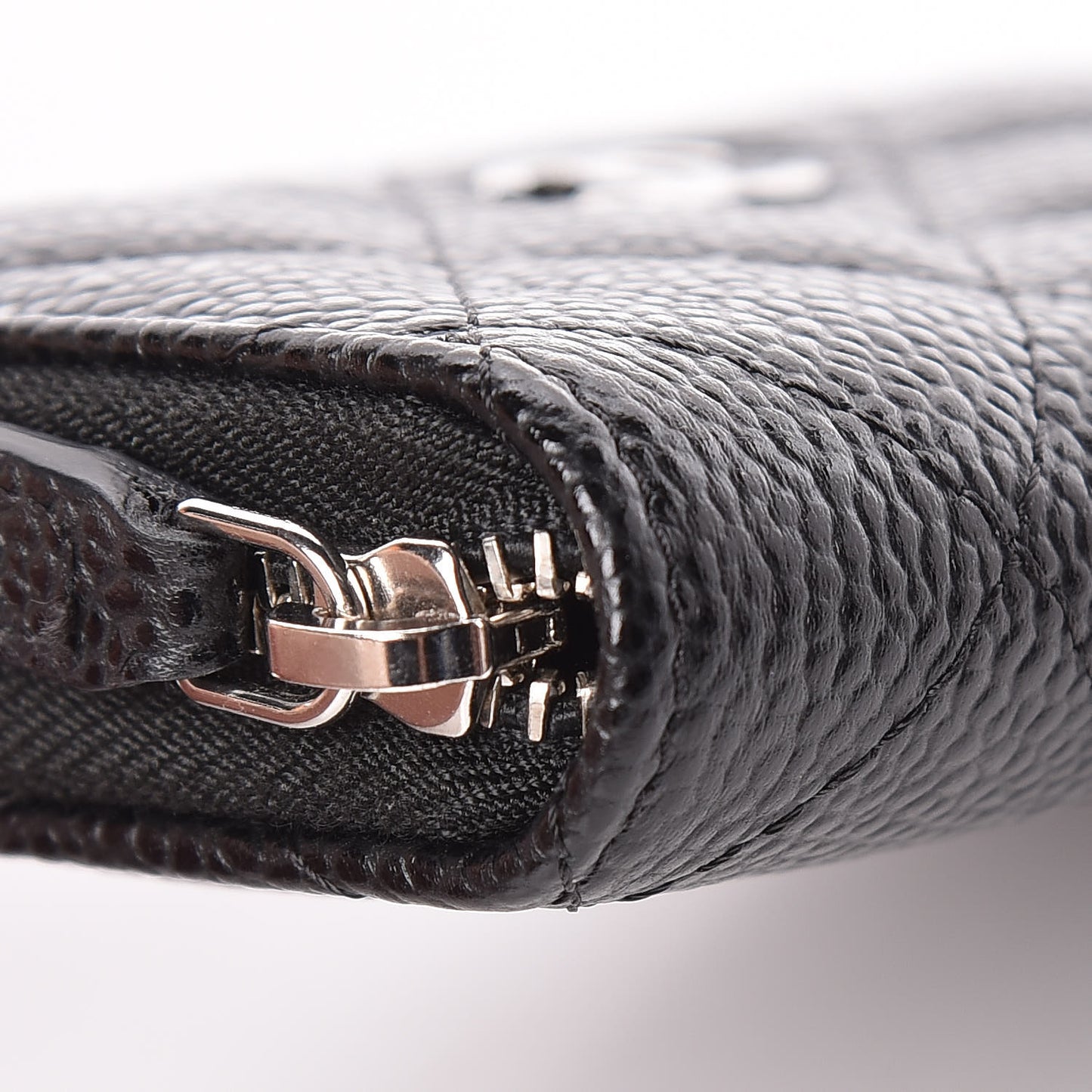 Caviar Quilted Zip Coin Purse Black