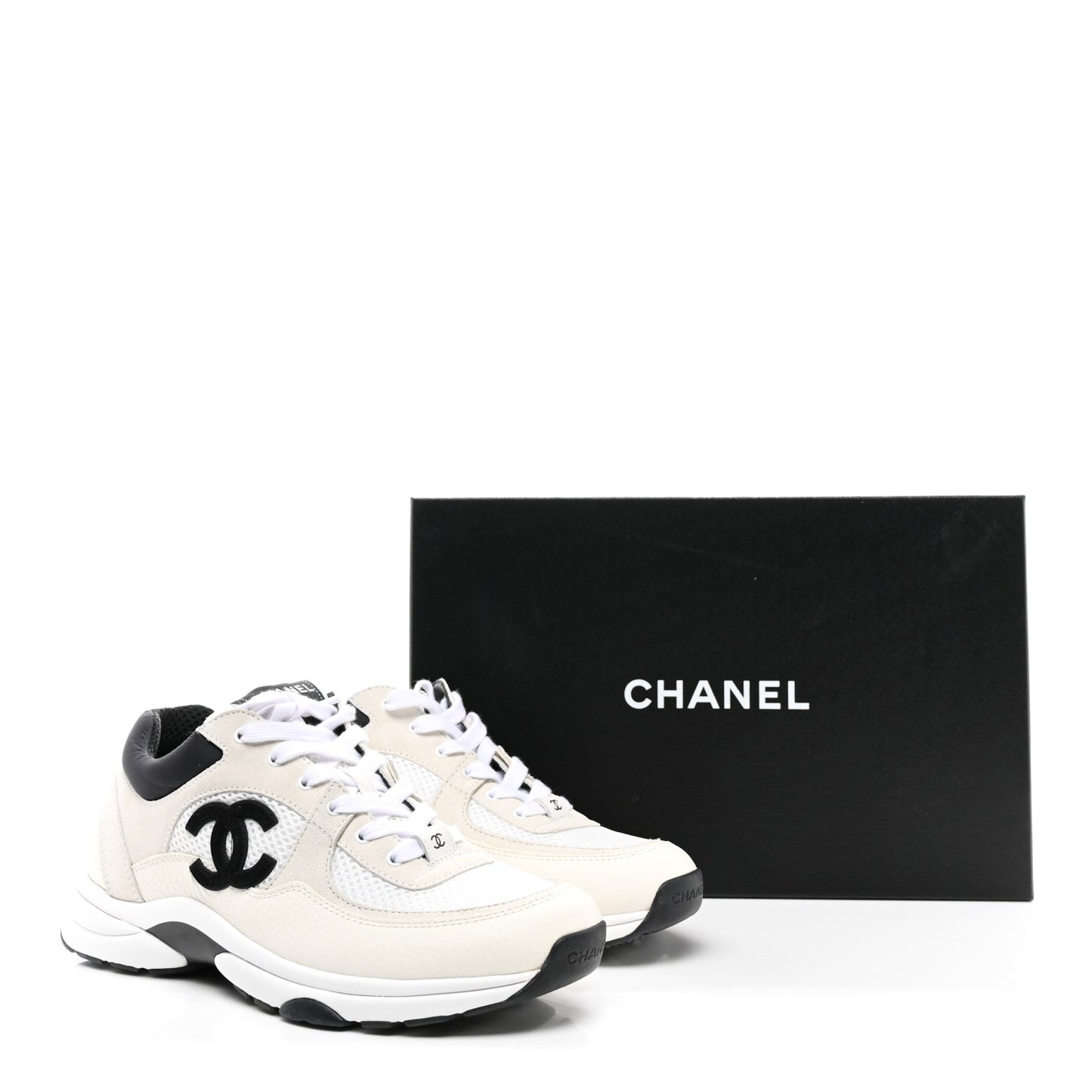Mesh Suede Calfskin Grained Calfskin Womens CC Sneakers 39.5 White Black