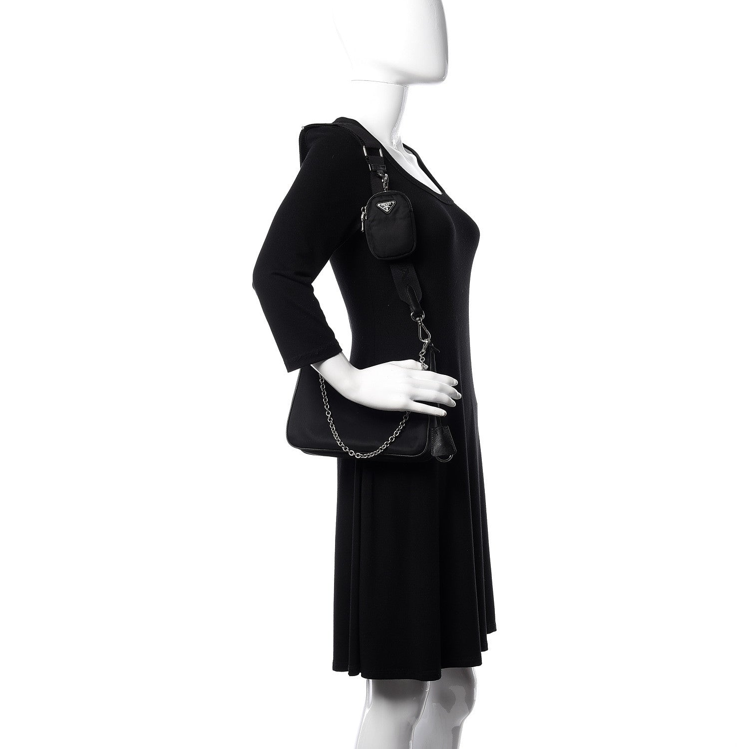 Prada Nylon Re-Edition 2005 Shoulder Bag Black 2 of 9