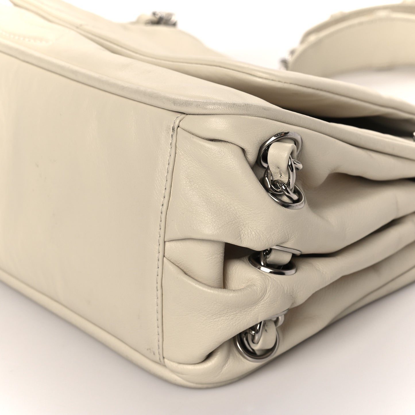 Calfskin Timeless Accordion Flap White
