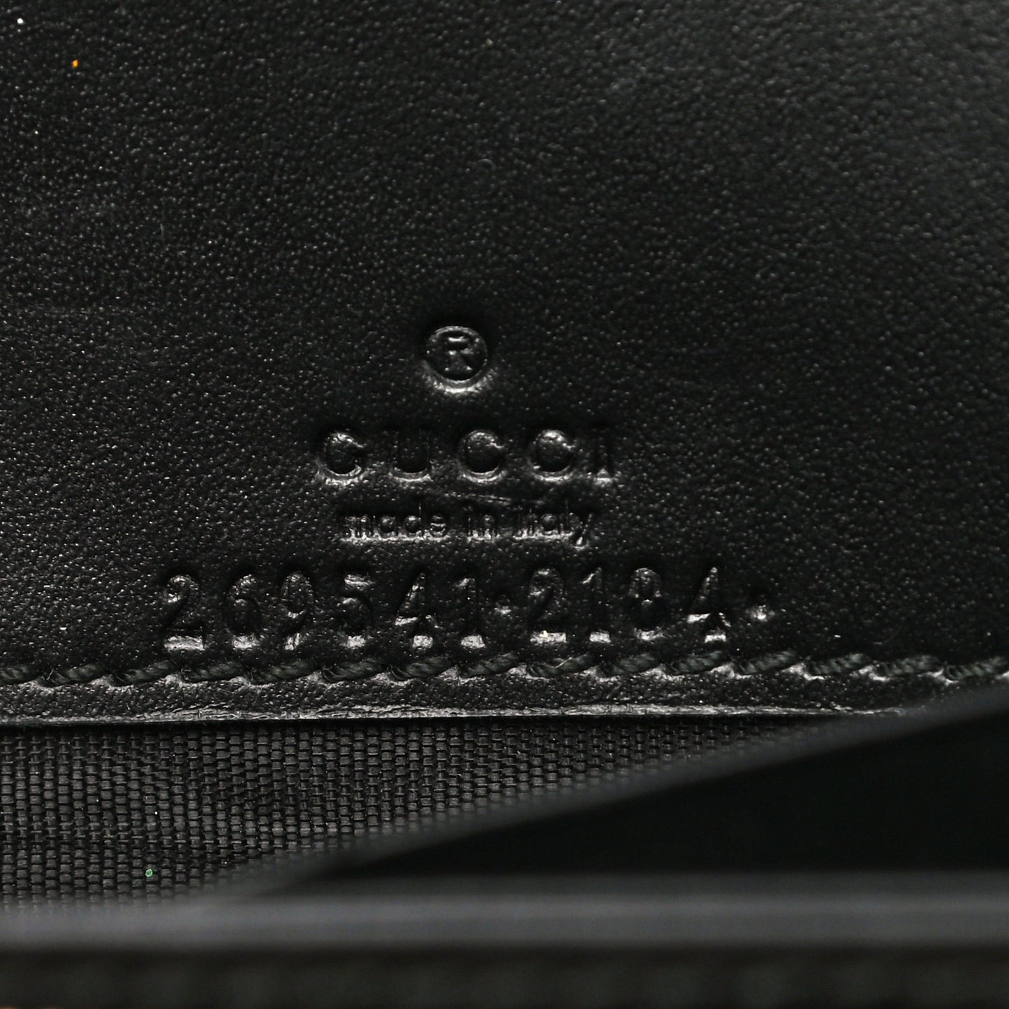 Guccissima Signature Dice Chain Wallet Black