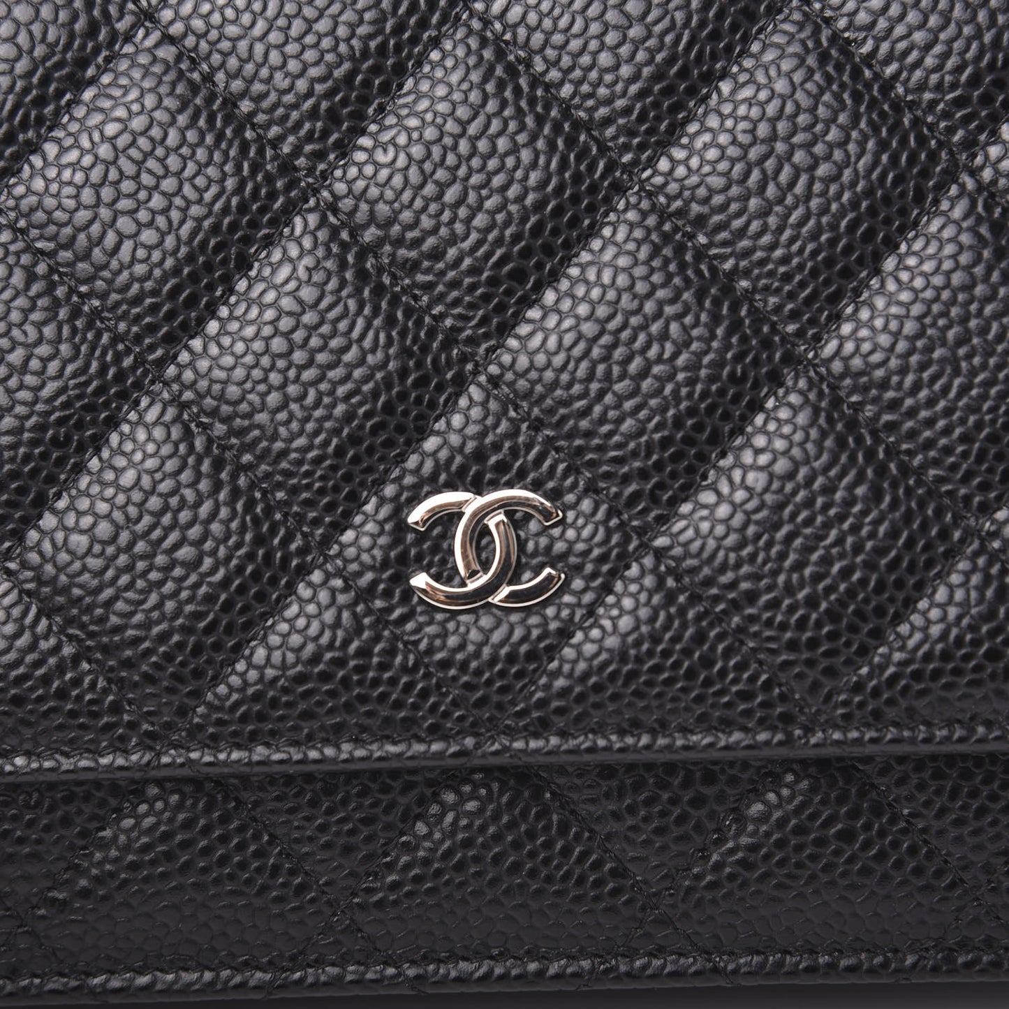 Caviar Quilted Wallet On Chain WOC Black
