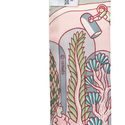 Hermes Silk Exposition Universelle Twilly Rose Poudre Vert 3 of 4