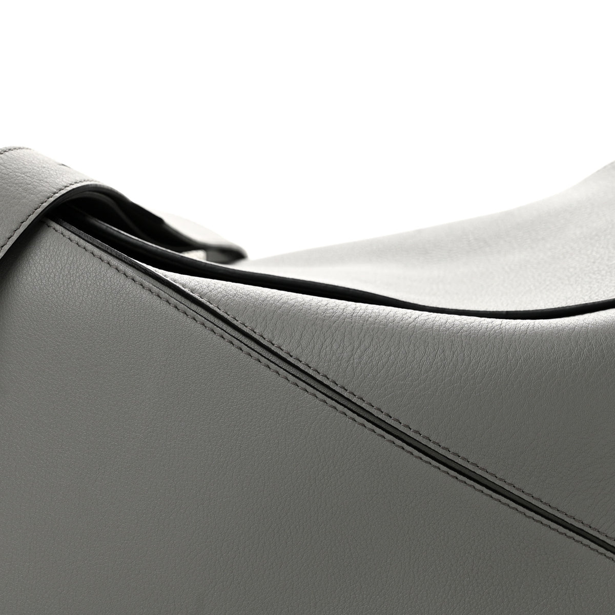 Grained Calfskin Large Puzzle Bag Asphalt Grey