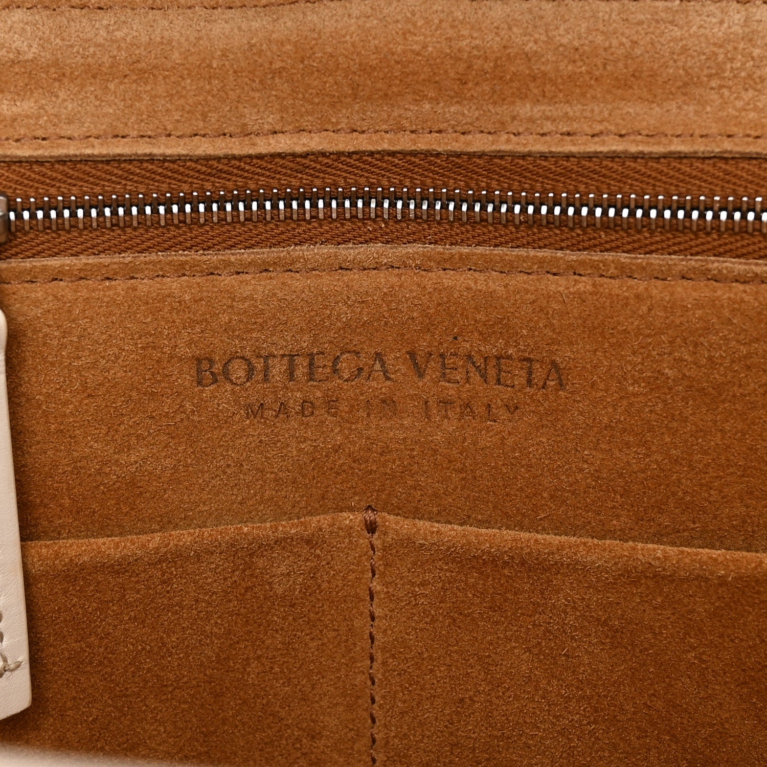Bottega Veneta Calfskin Maxi Intrecciato Medium Arco White 6 of 12