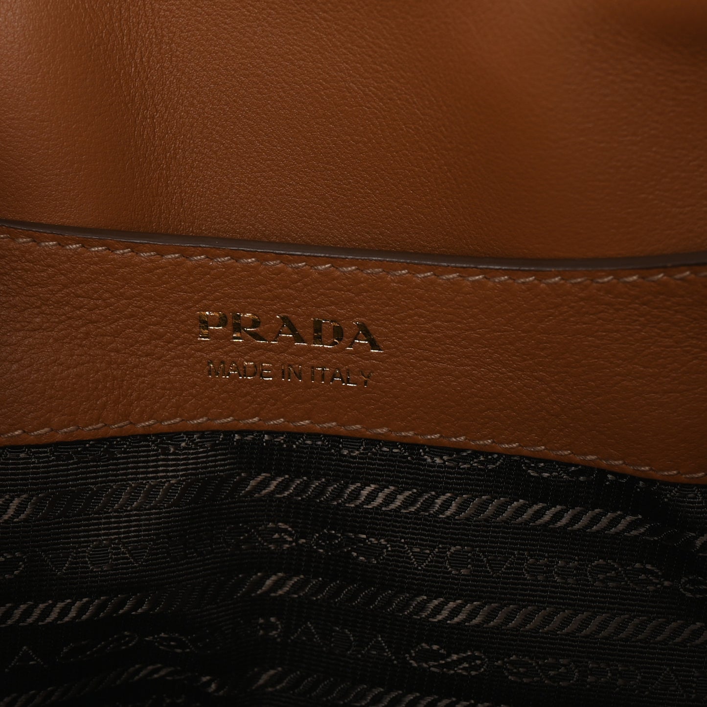 Calfskin Medium Shoulder Bag Caramel