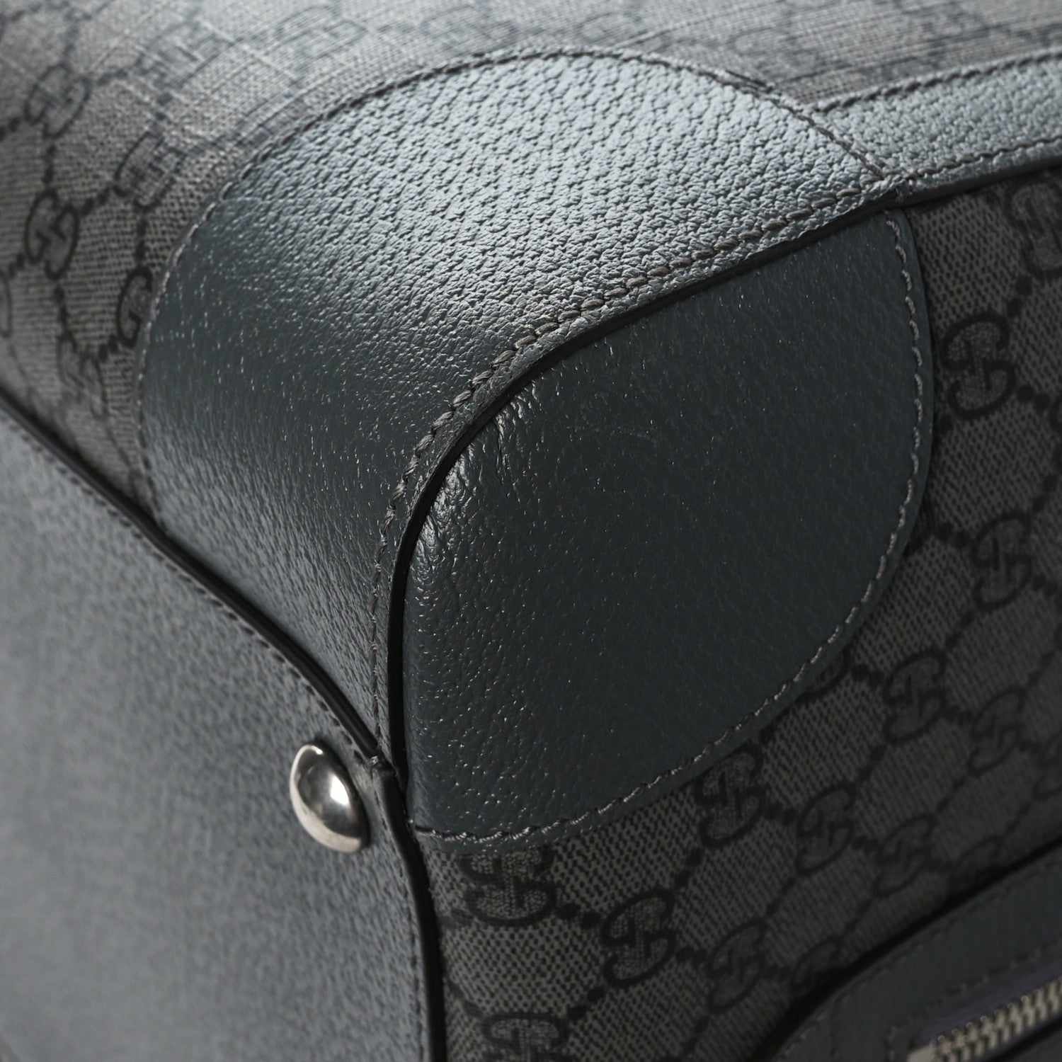 Gucci GG Supreme Monogram Textured Dollar Calfskin Large Savoy Duffle Bag Grey Black Graphite Grey 10 of 10