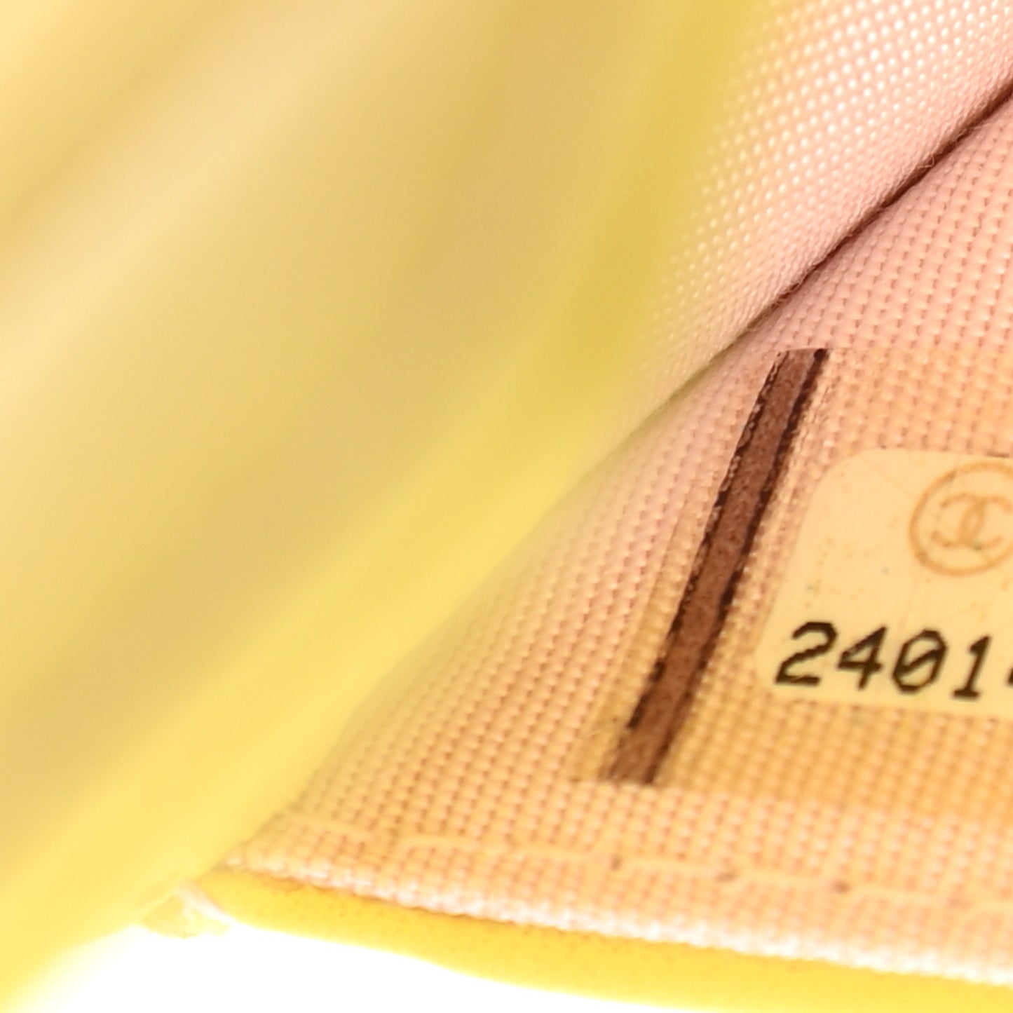 Lambskin Chevron Quilted Card Holder Yellow