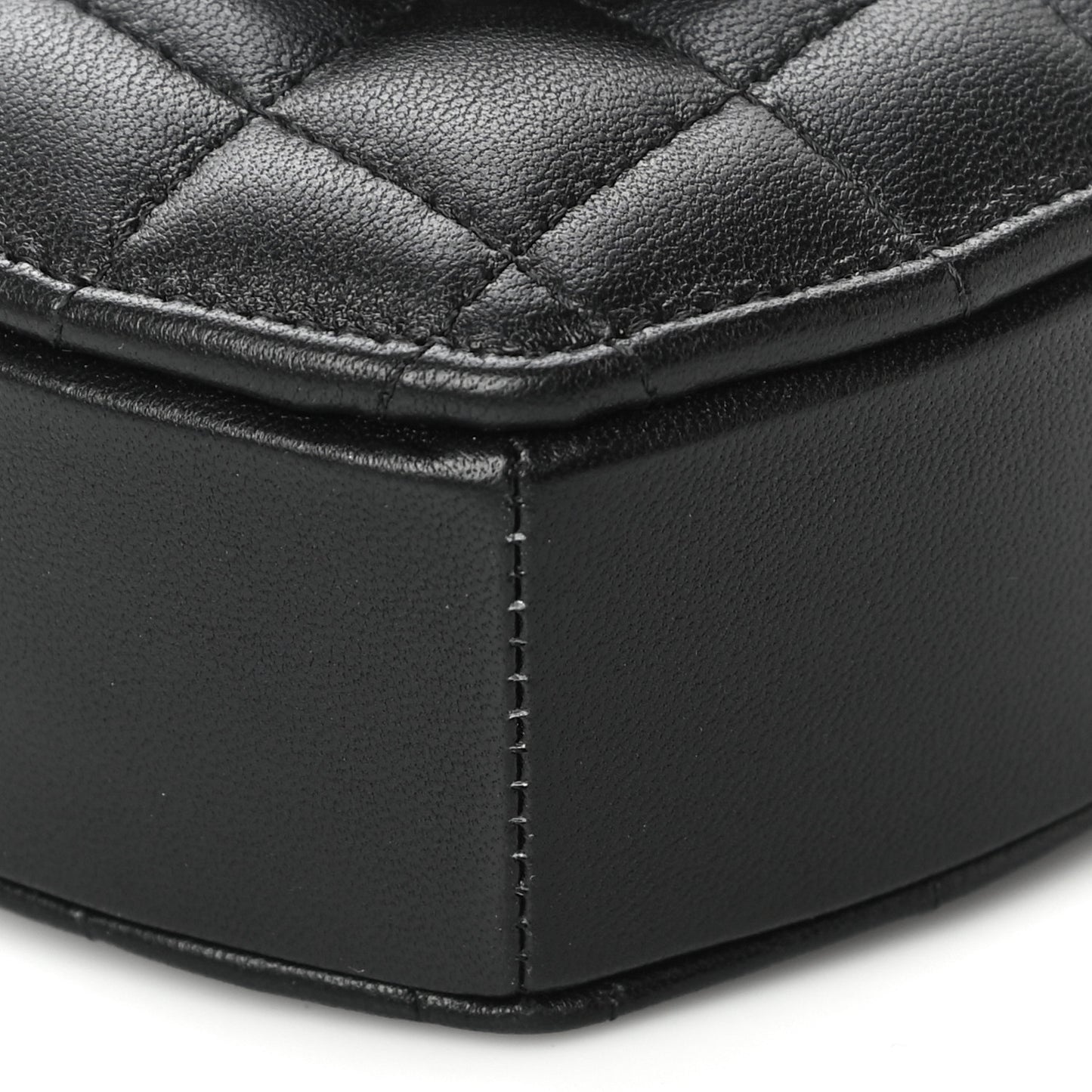 Lambskin Quilted CC In Love Heart Clutch With Chain Black
