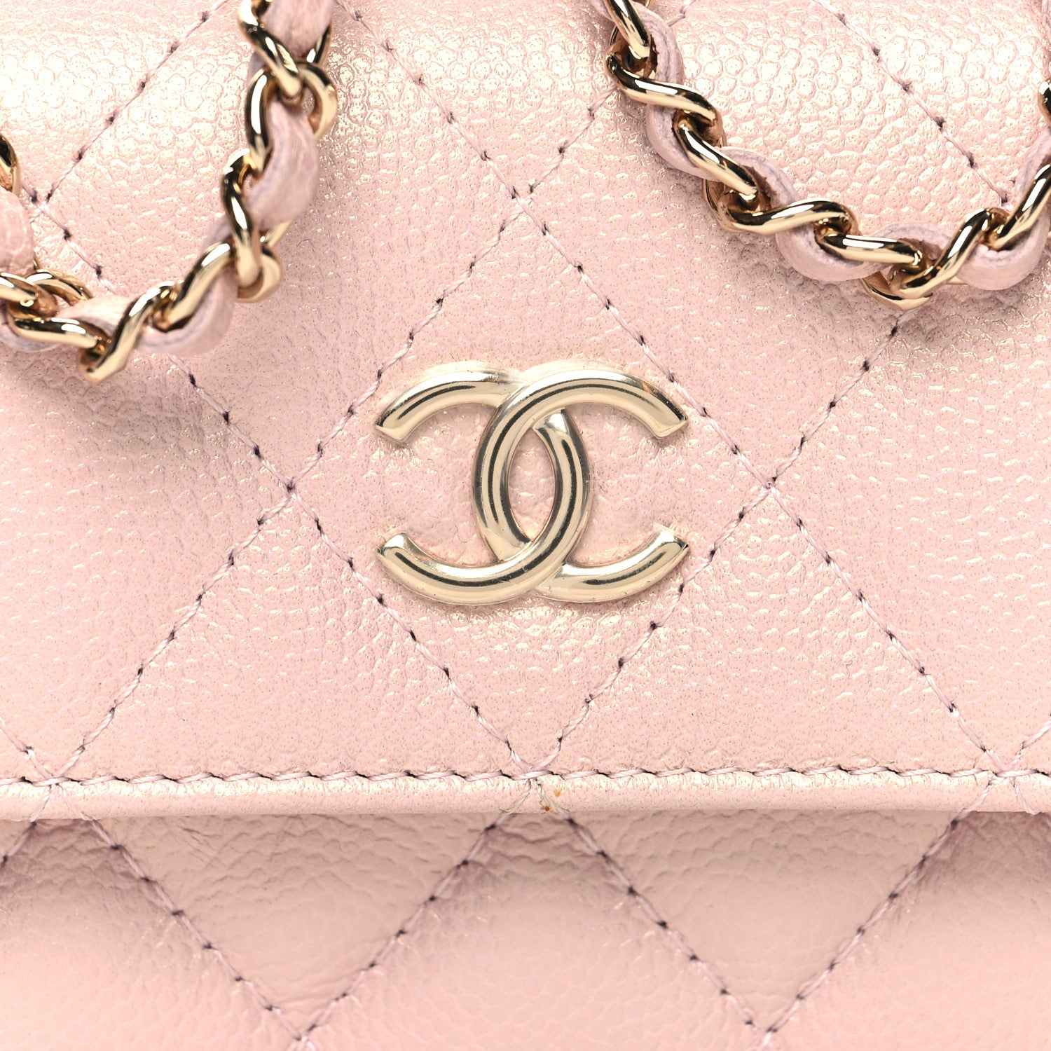 Chanel Iridescent Caviar Quilted Pearl On Top Coin Purse With Chain Light Pink 9 of 11