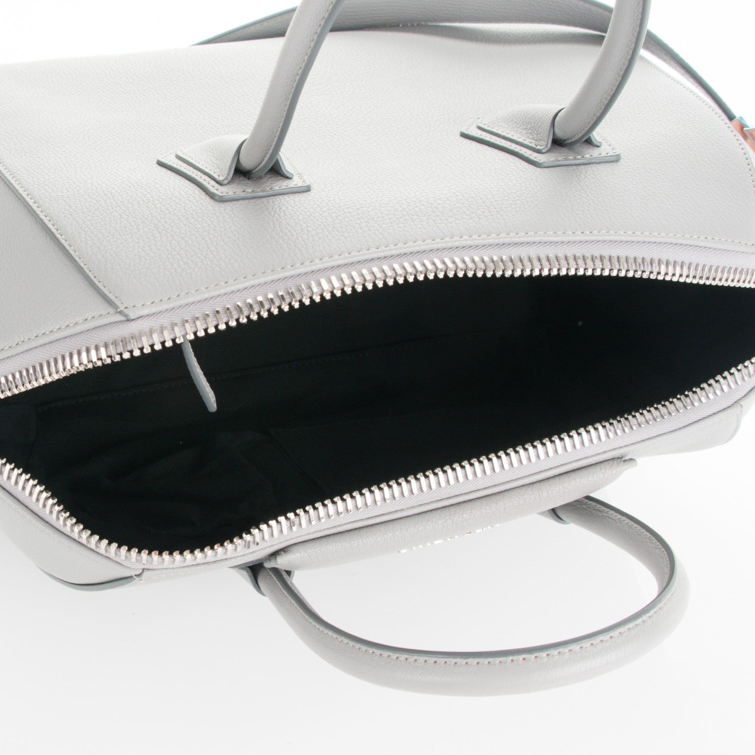 Givenchy Sugar Goatskin Medium Antigona Pearl Grey 6 of 8
