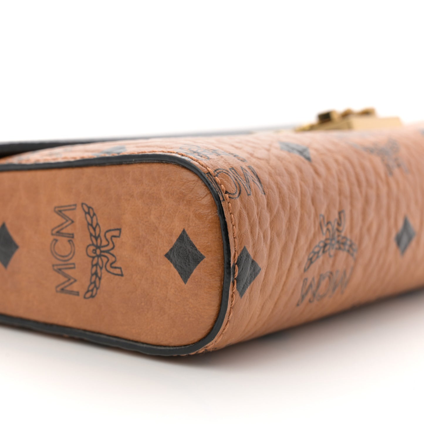 Visetos Calfskin Millie Wallet on Chain Cognac Black