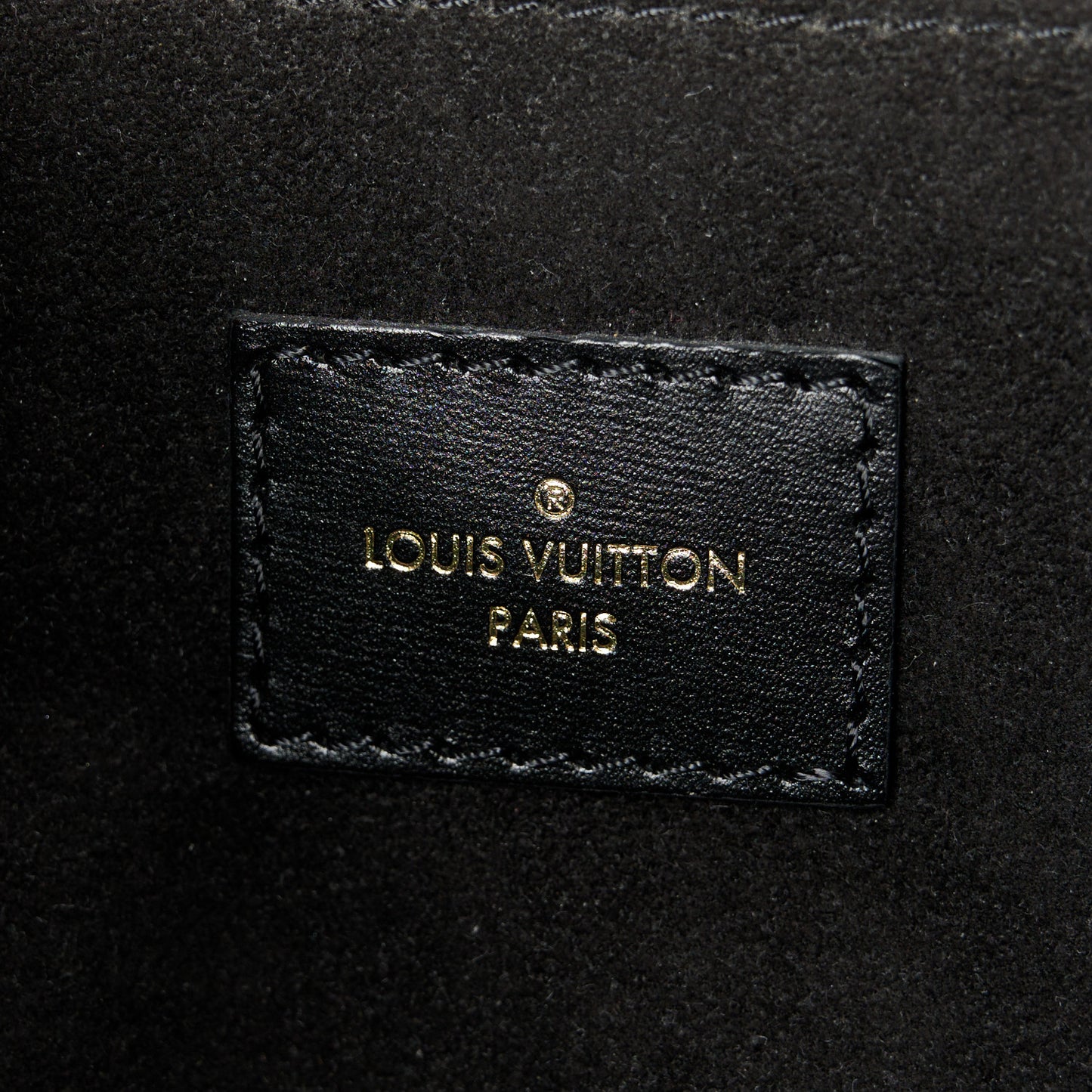 Reverse Monogram Pochette Metis