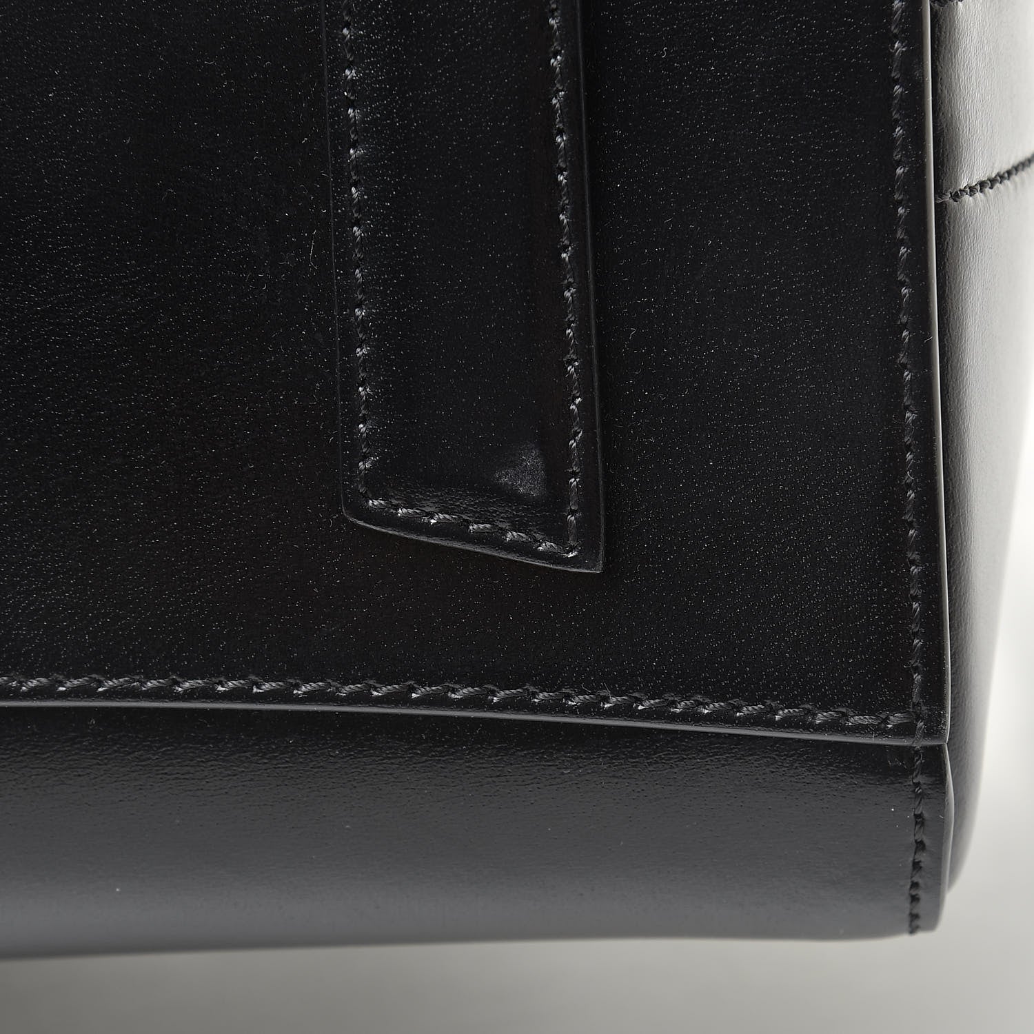 Givenchy Shiny Lord Calfskin Small Antigona Black 11 of 14