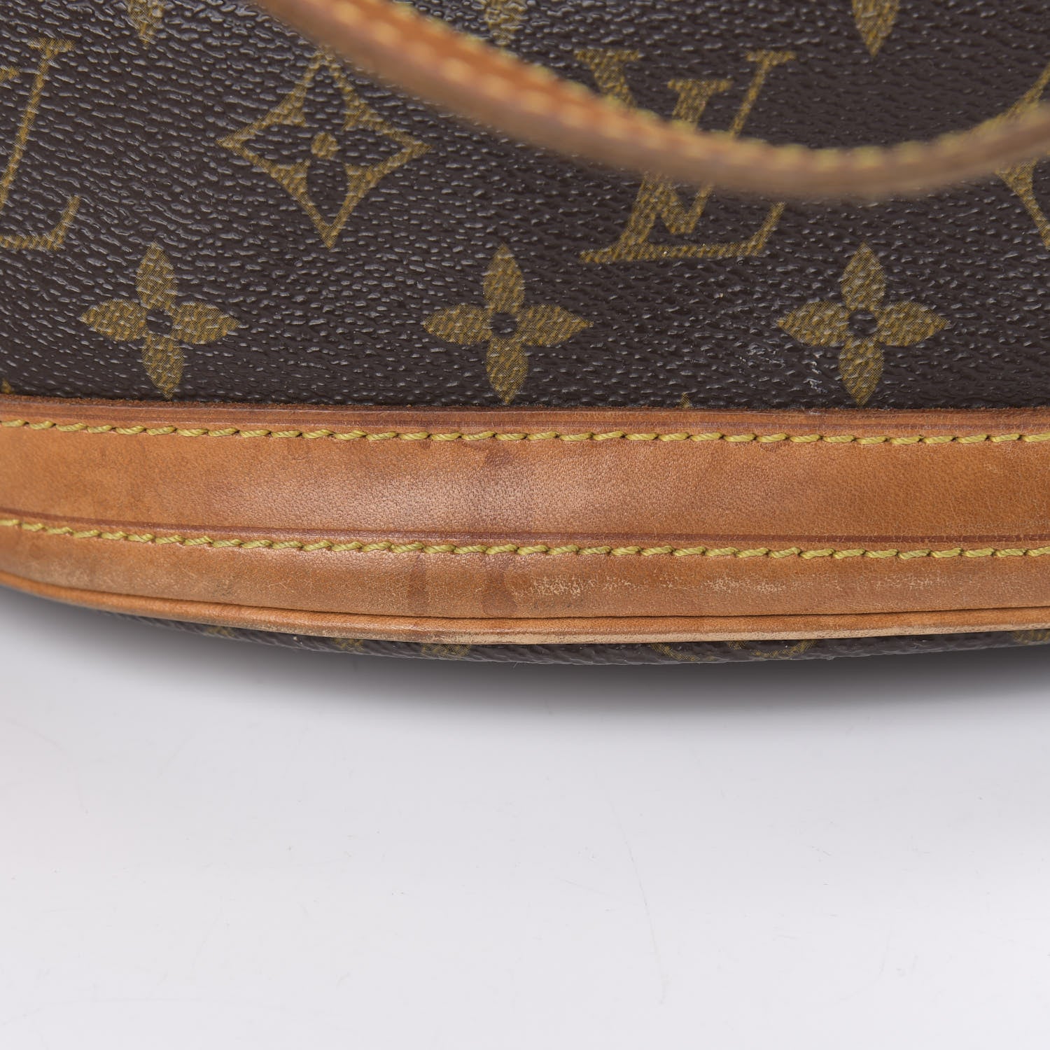 Louis Vuitton Monogram Petit Bucket 23 20 of 22