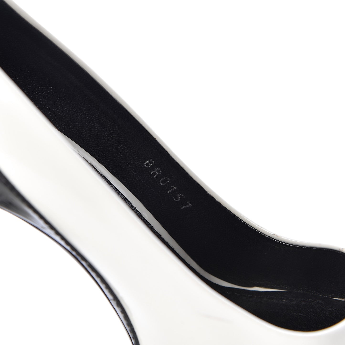 Calfskin Crocodile Embossed Matchmake Pumps 40 Black White
