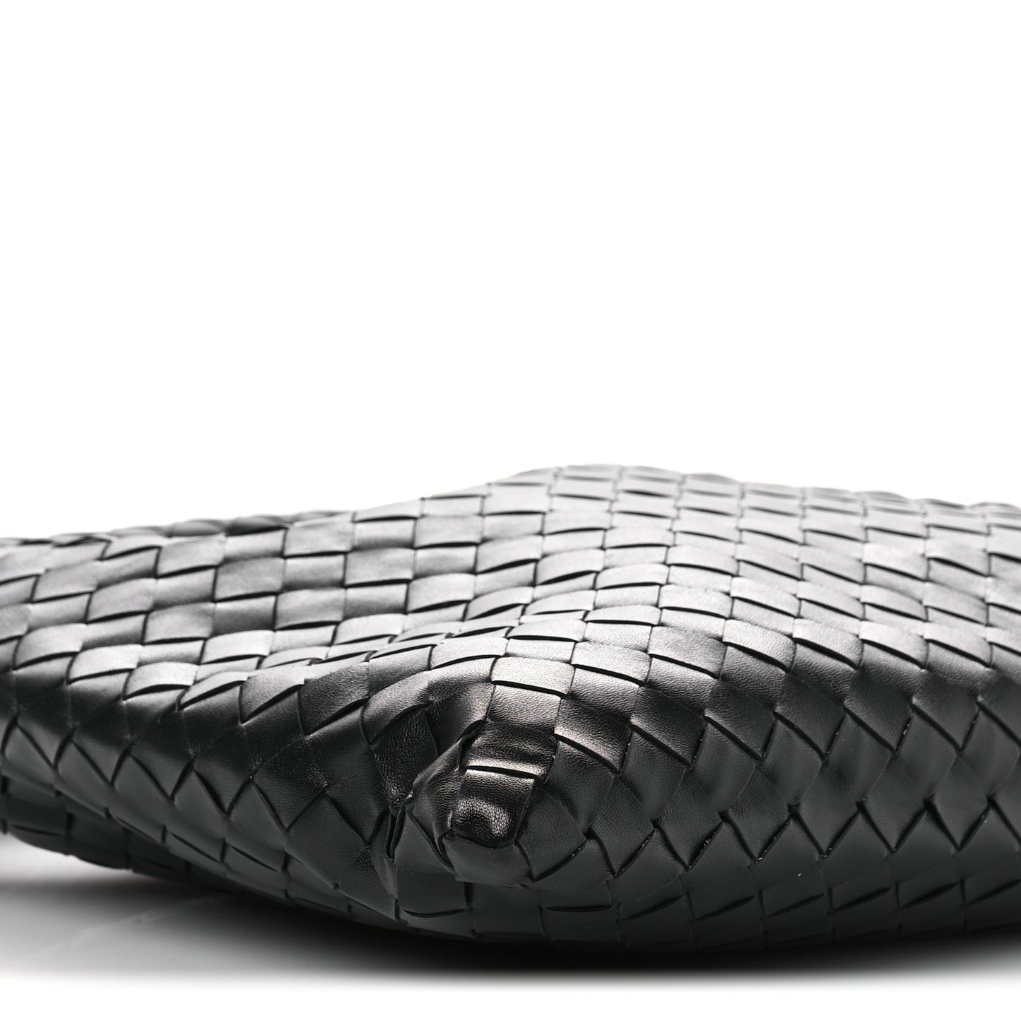 Calfskin Intrecciato Small Hop Black