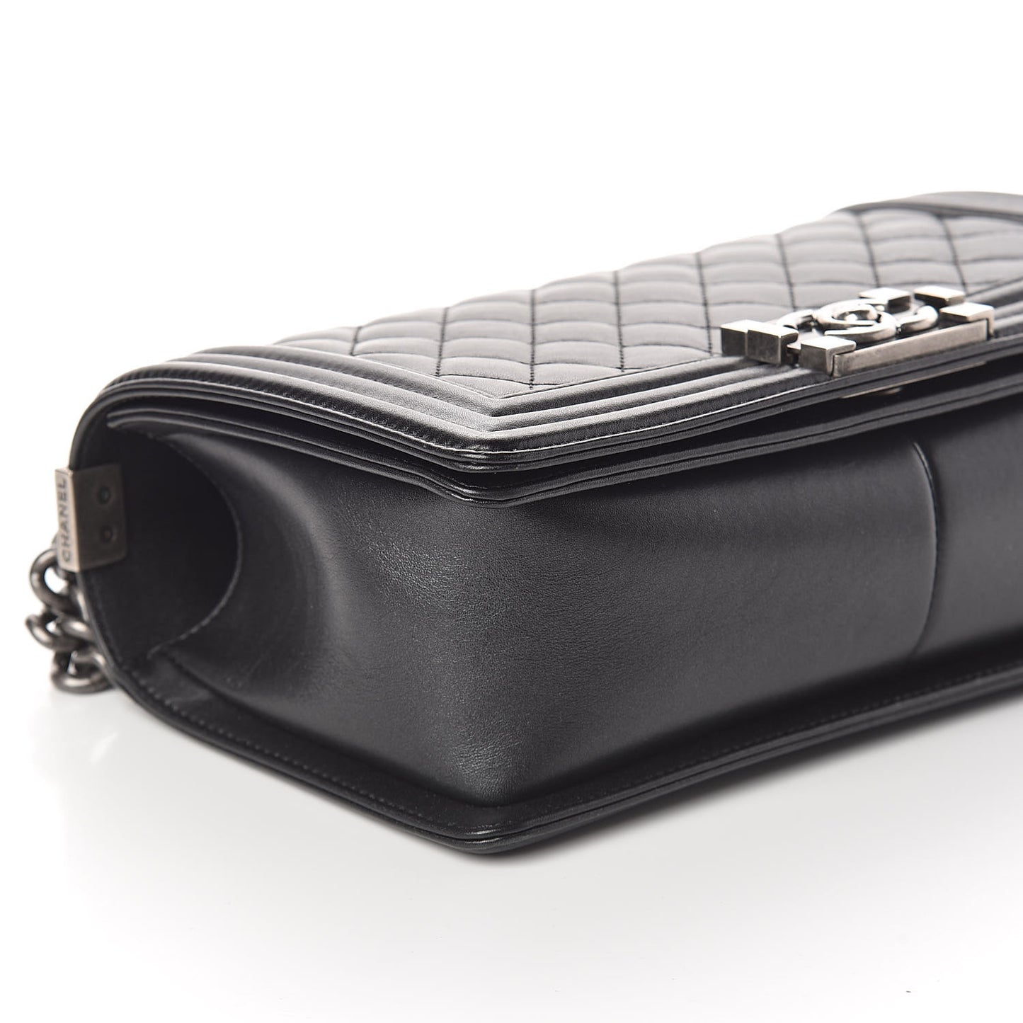 Lambskin Quilted Medium Boy Flap Black
