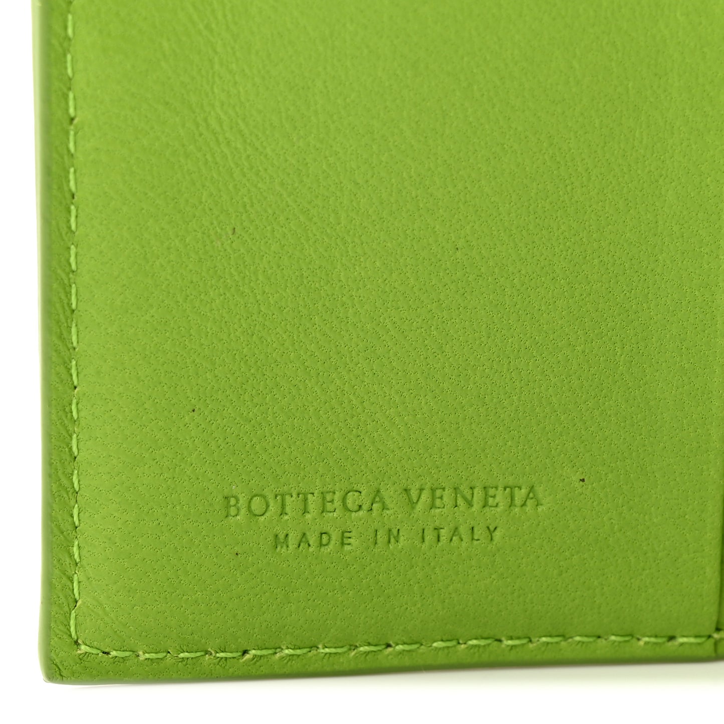 Nappa Intrecciato Bifold Zip Wallet Mela
