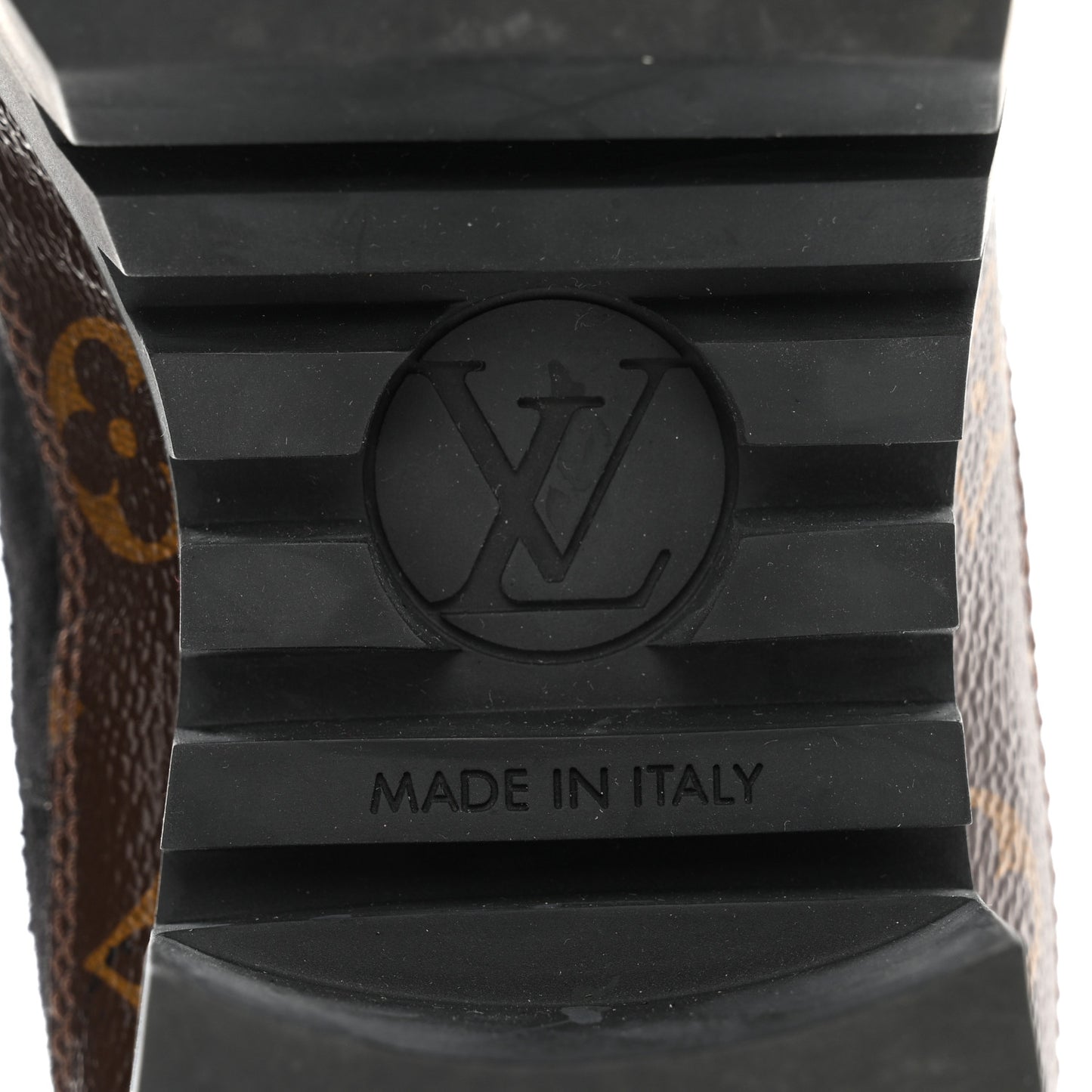 Suede Calfskin Monogram Laureate Platform Desert Boots 40 Black