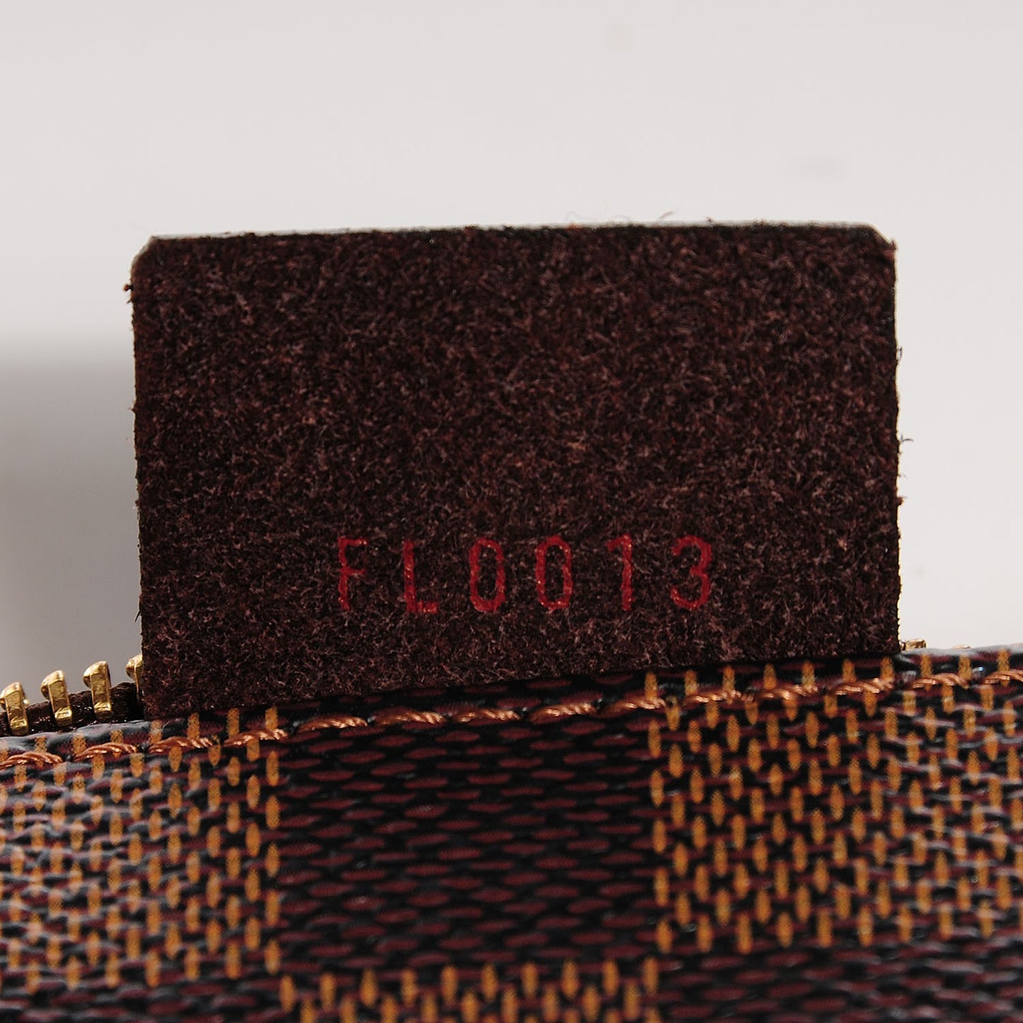 Damier Ebene Navona Pochette Accessories