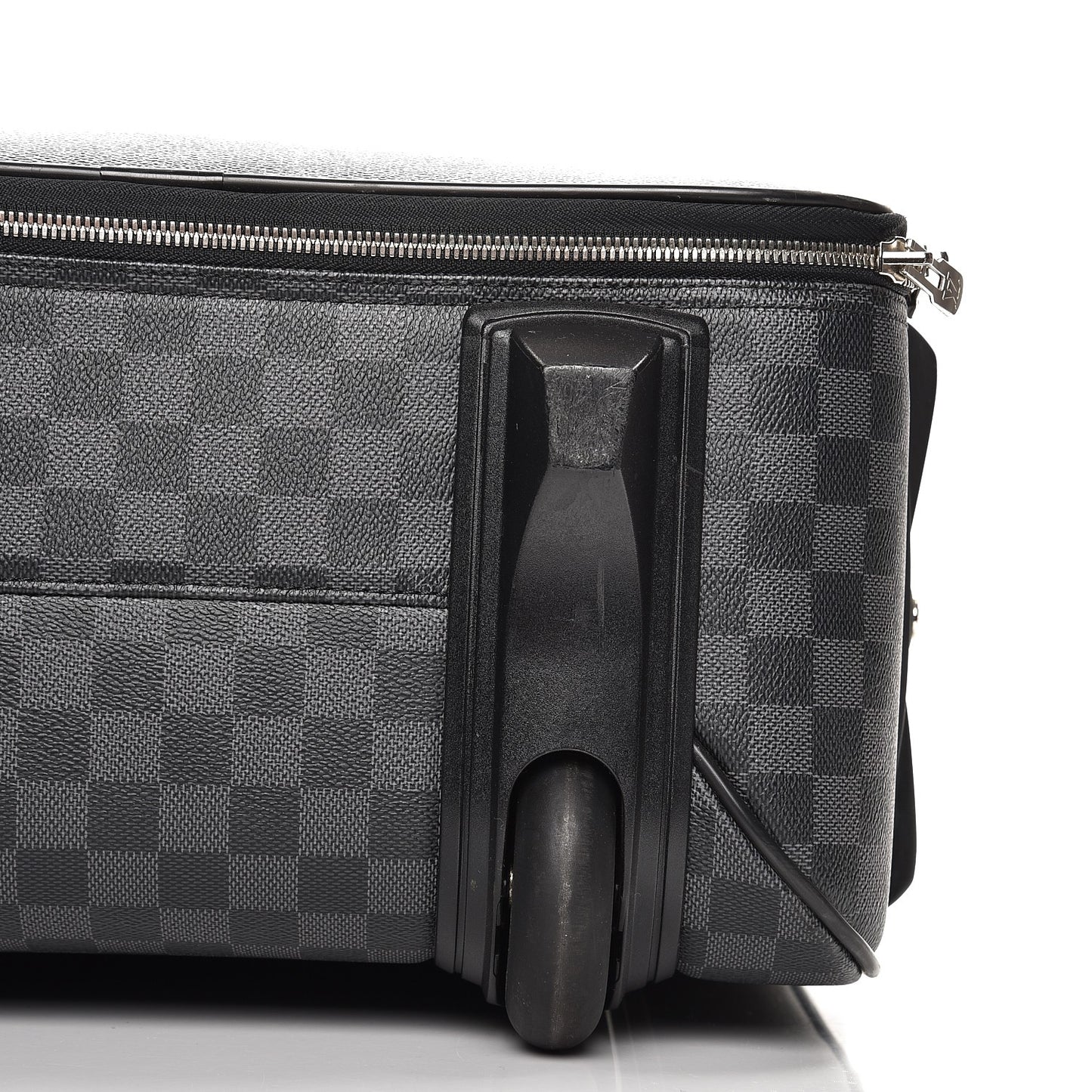 Damier Graphite Pegase 55