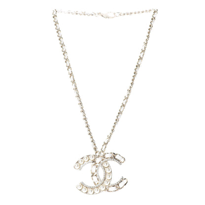 Chanel Pearl Crystal Lambskin Chain CC Necklace White Gold 5 of 8