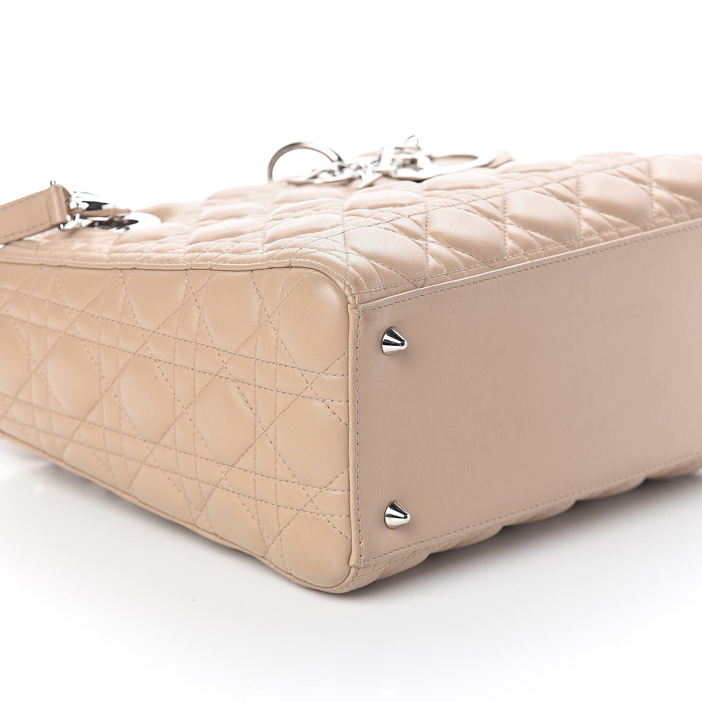 Lambskin Cannage Medium Lady Dior Beige