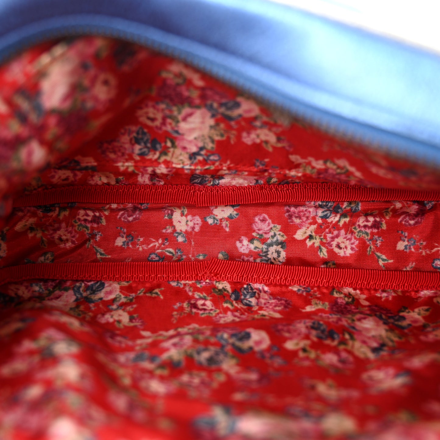 Laminated Nappa Trapuntata Small Zumi Shoulder Bag Rosso Marine Argento