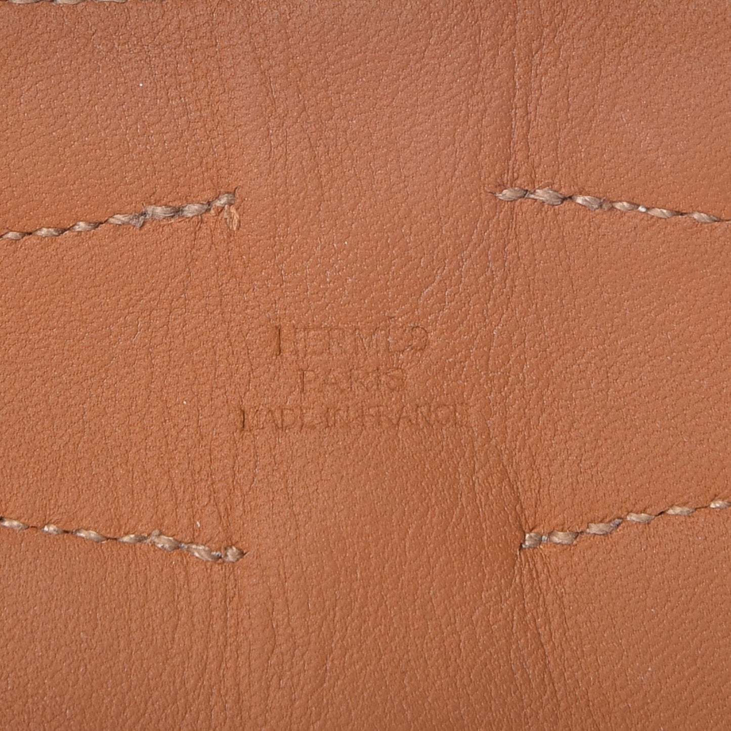 Barenia Conte & Raconte Book Bracelet Fauve