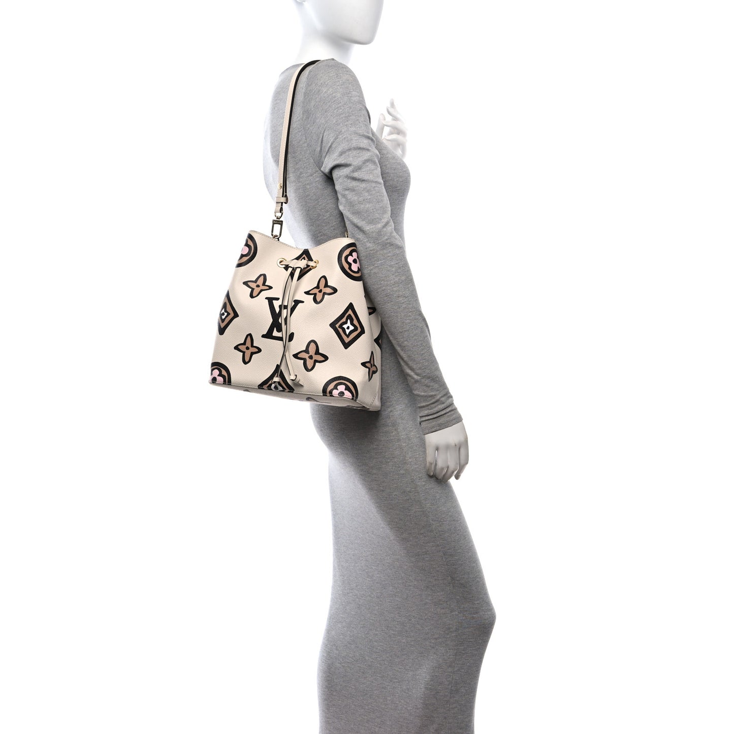 Monogram Giant Wild At Heart Neonoe MM Creme