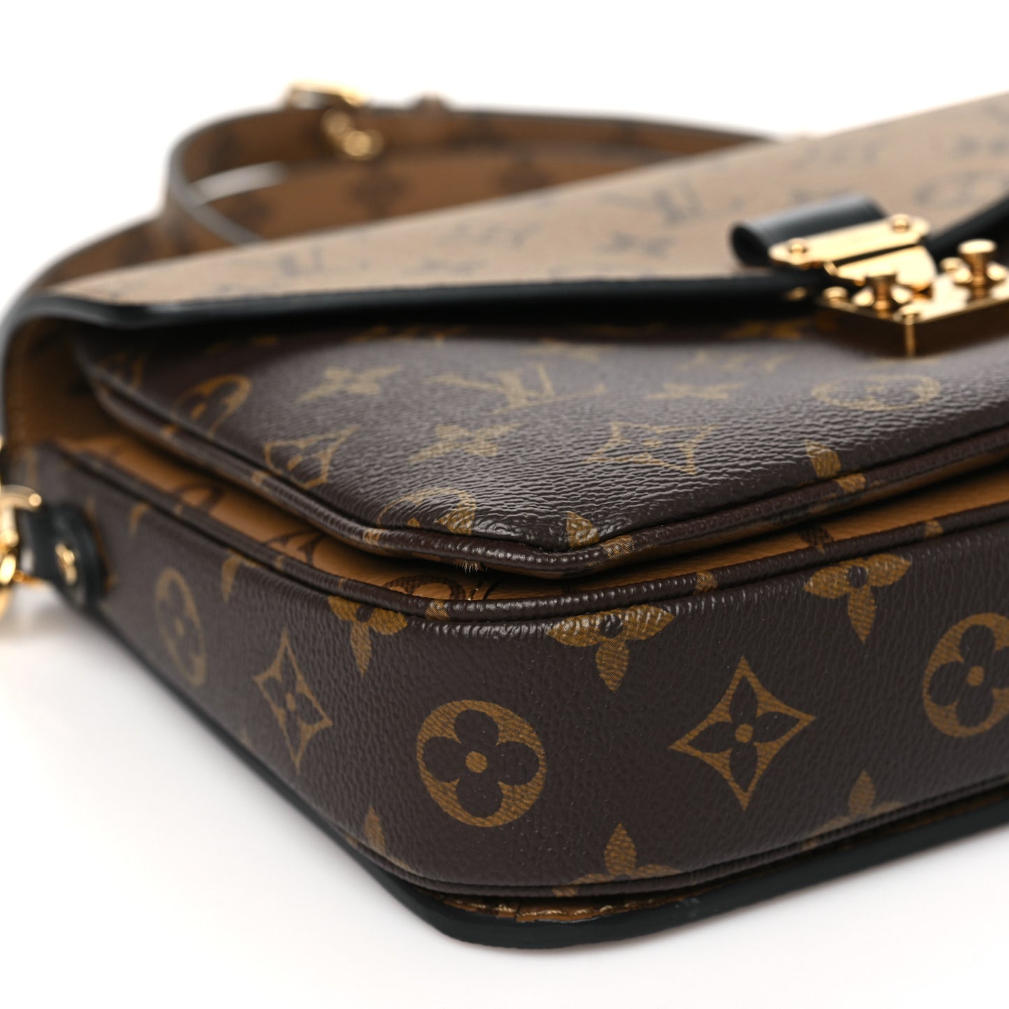 Reverse Monogram Pochette Metis