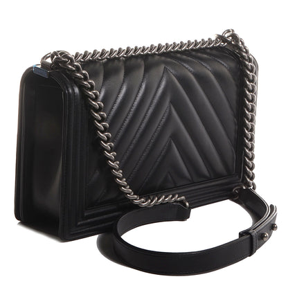 Chanel Calfskin Chevron New Medium Boy Flap Black 3 of 7