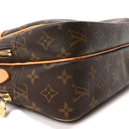 Louis Vuitton Monogram Reporter PM 8 of 9