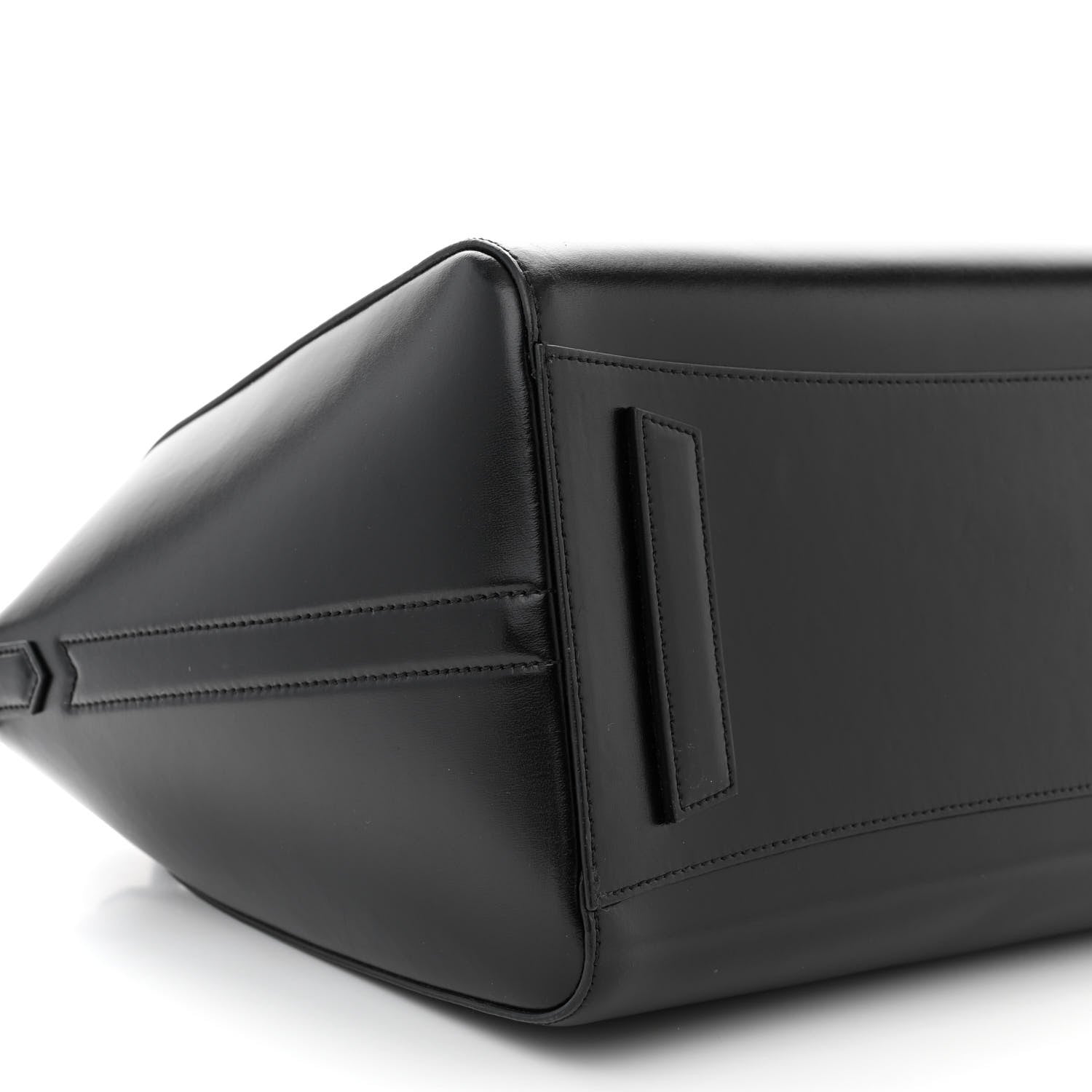Givenchy Shiny Lord Calfskin Medium Antigona Black 9 of 10