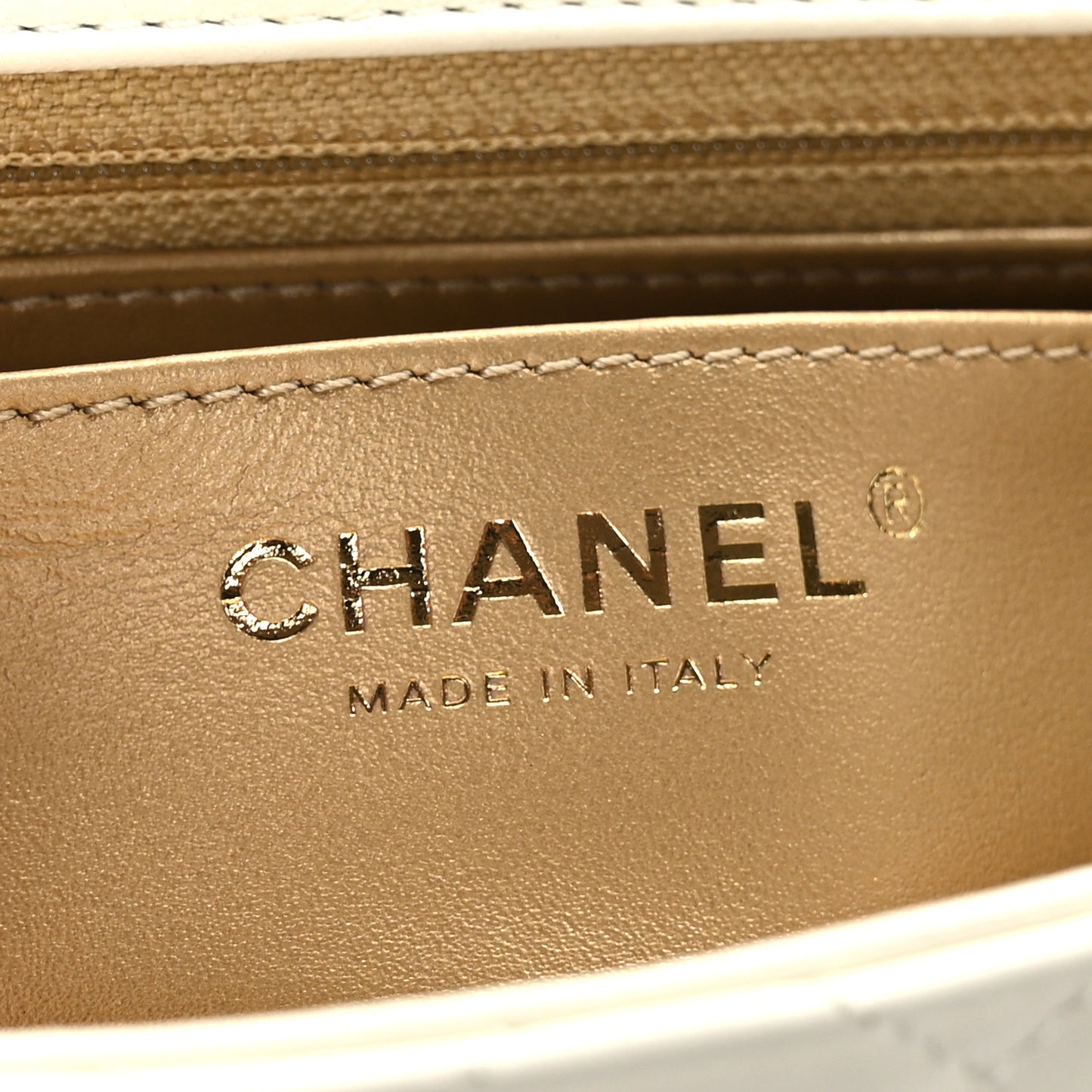 Lambskin Quilted Mini Pearl Crush Flap White
