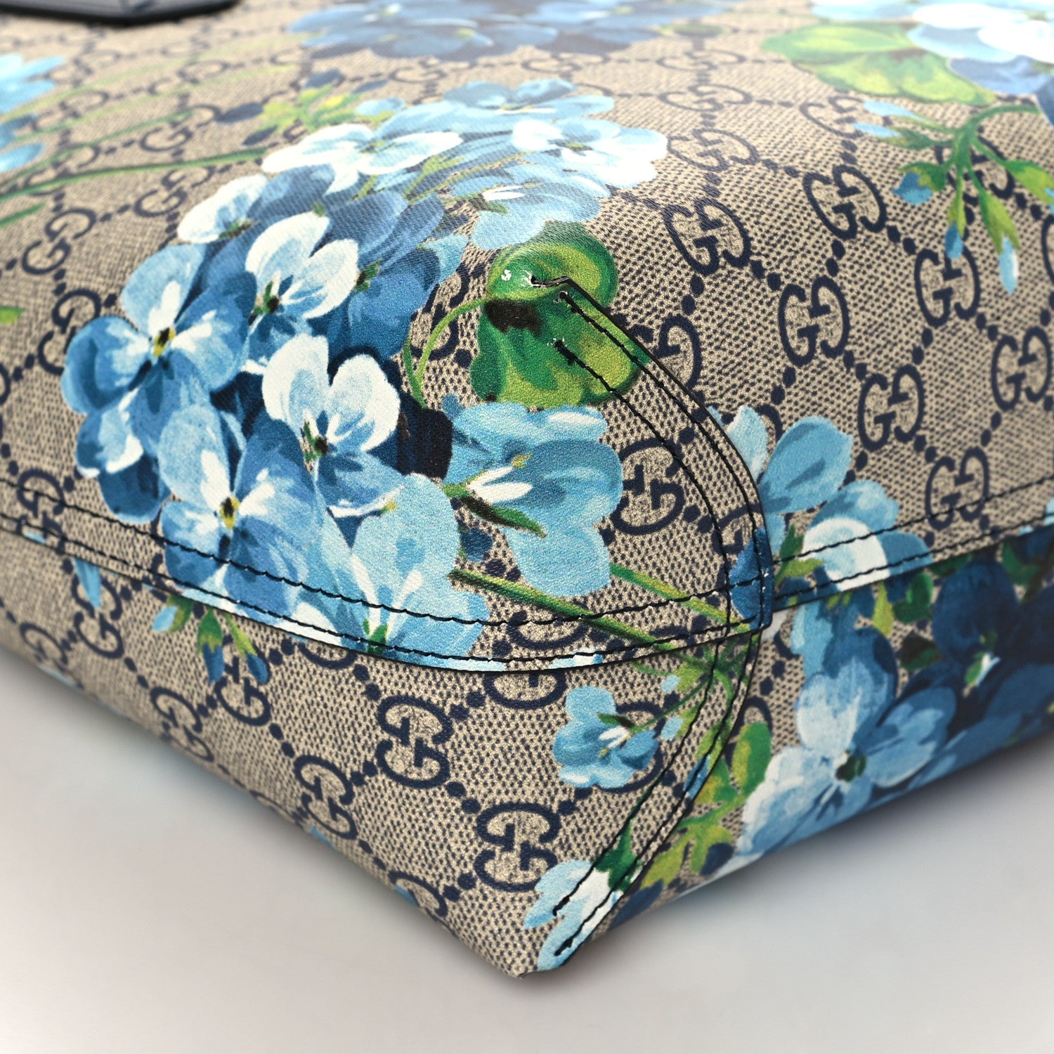 Gucci GG Supreme Monogram Blooms Small Reversible Tote Beige Blue Navy 8 of 9