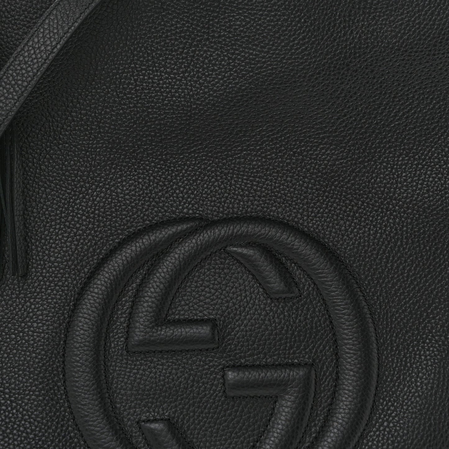 Pebbled Calfskin Large Soho Hobo Black