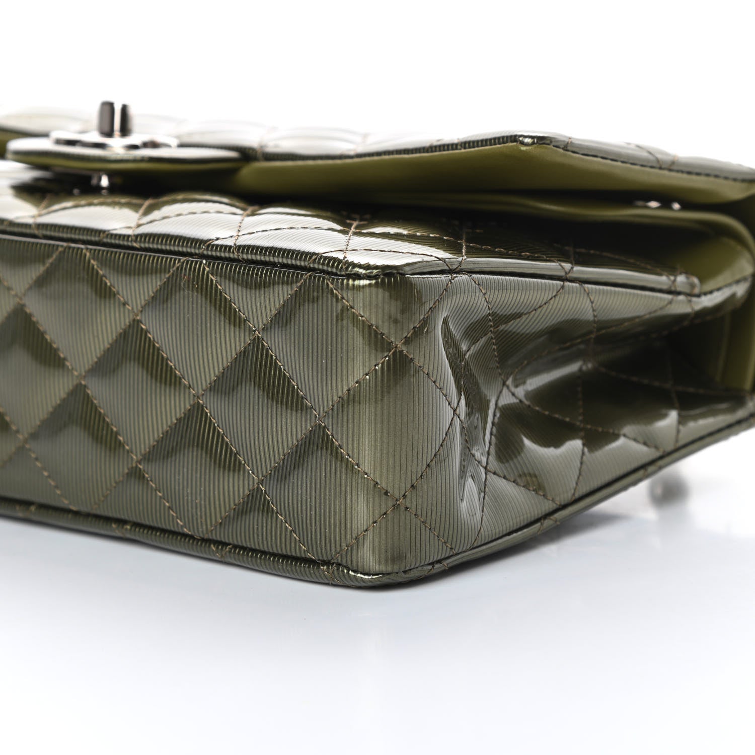 Chanel Striated Patent Quilted Medium Double Flap Green 10 of 11