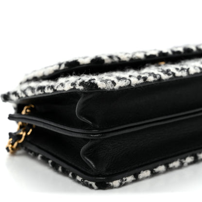 Chanel Tweed Houndstooth Quilted Phone Holder Flap White Black 8 of 9