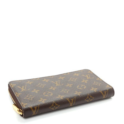 Louis Vuitton Monogram Zippy Organizer Wallet 4 of 7