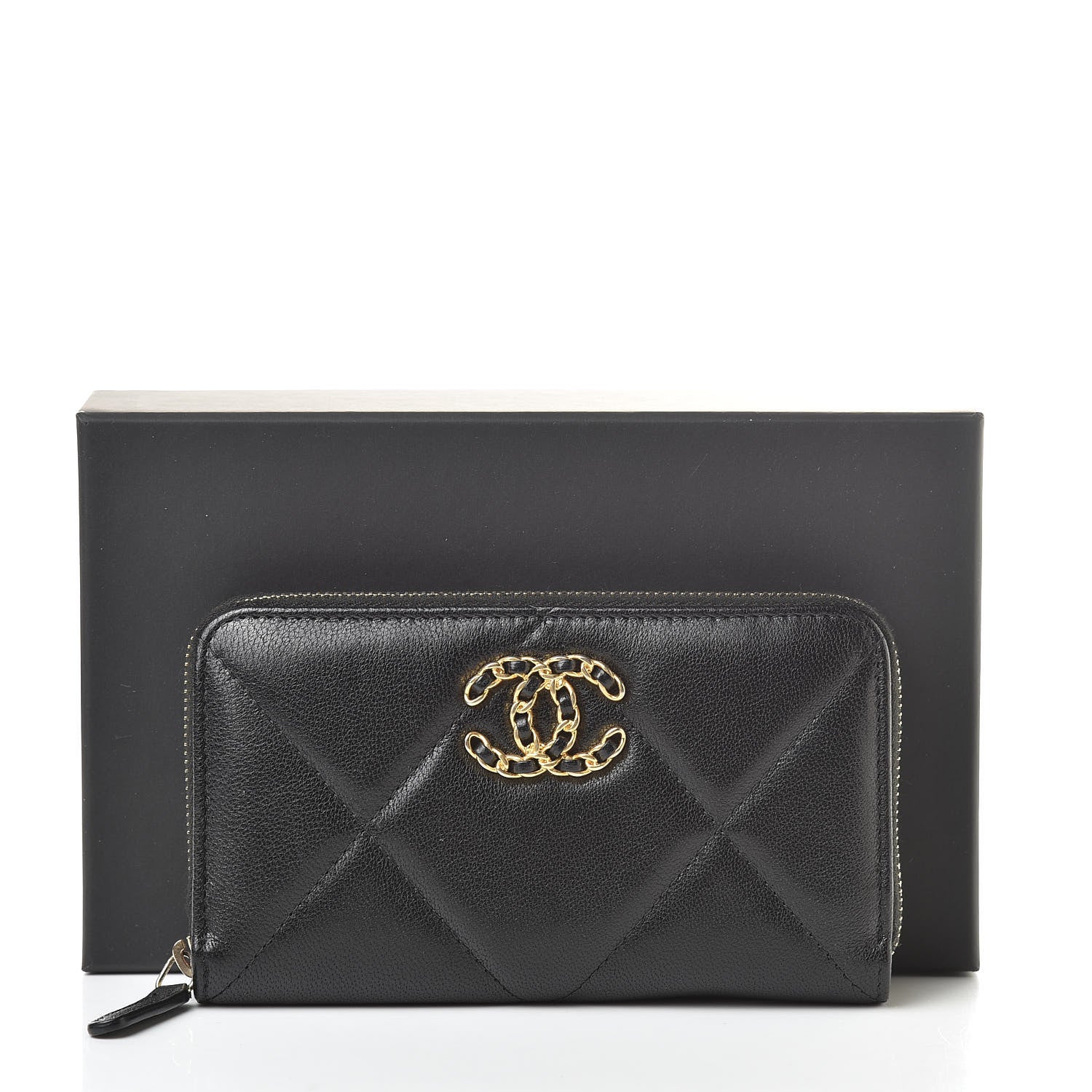 Chanel Lambskin Quilted 19 Zipped Wallet Black 9 of 9