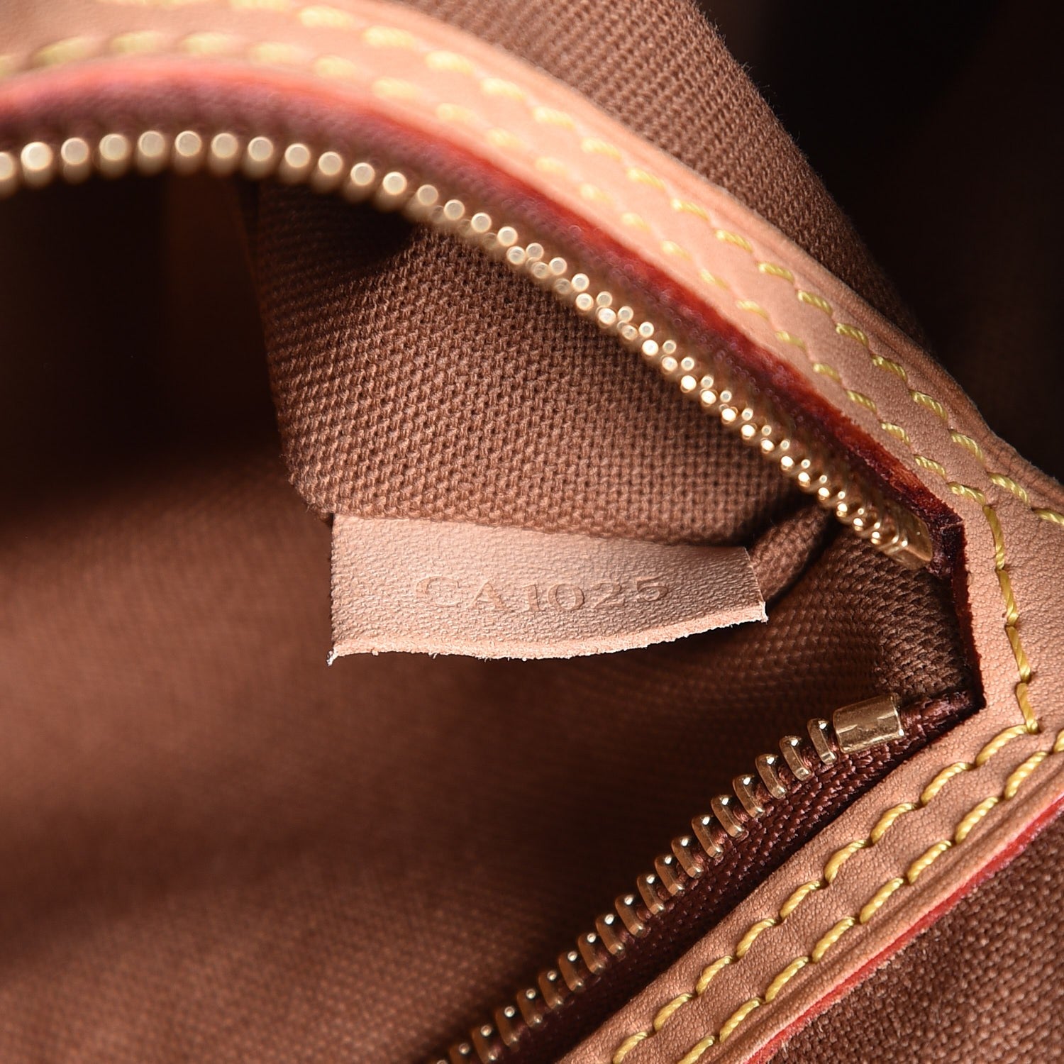 Louis Vuitton Monogram Batignolles Horizontal 7 of 12