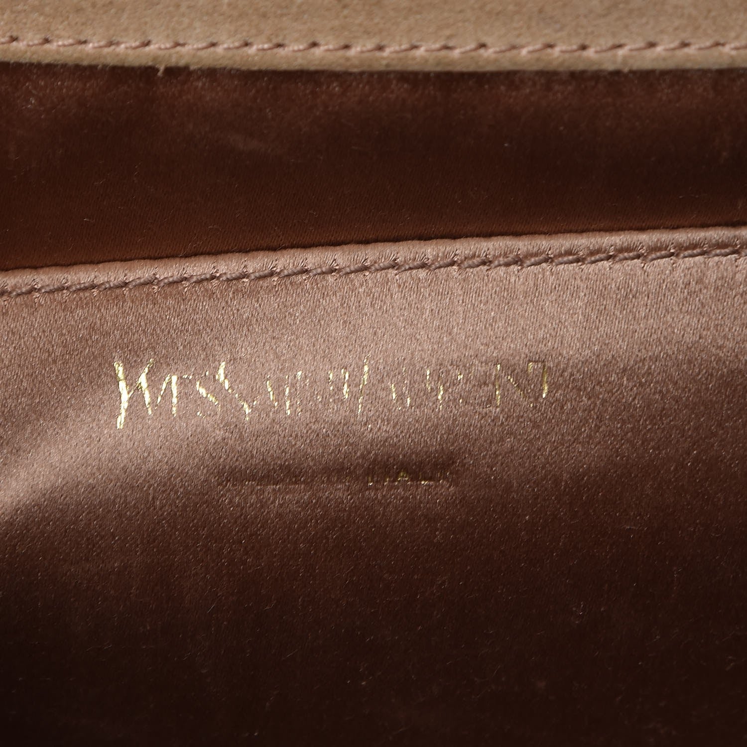 Saint Laurent Patent Calfskin Monogram Large Belle De Jour Clutch Chair 6 of 7