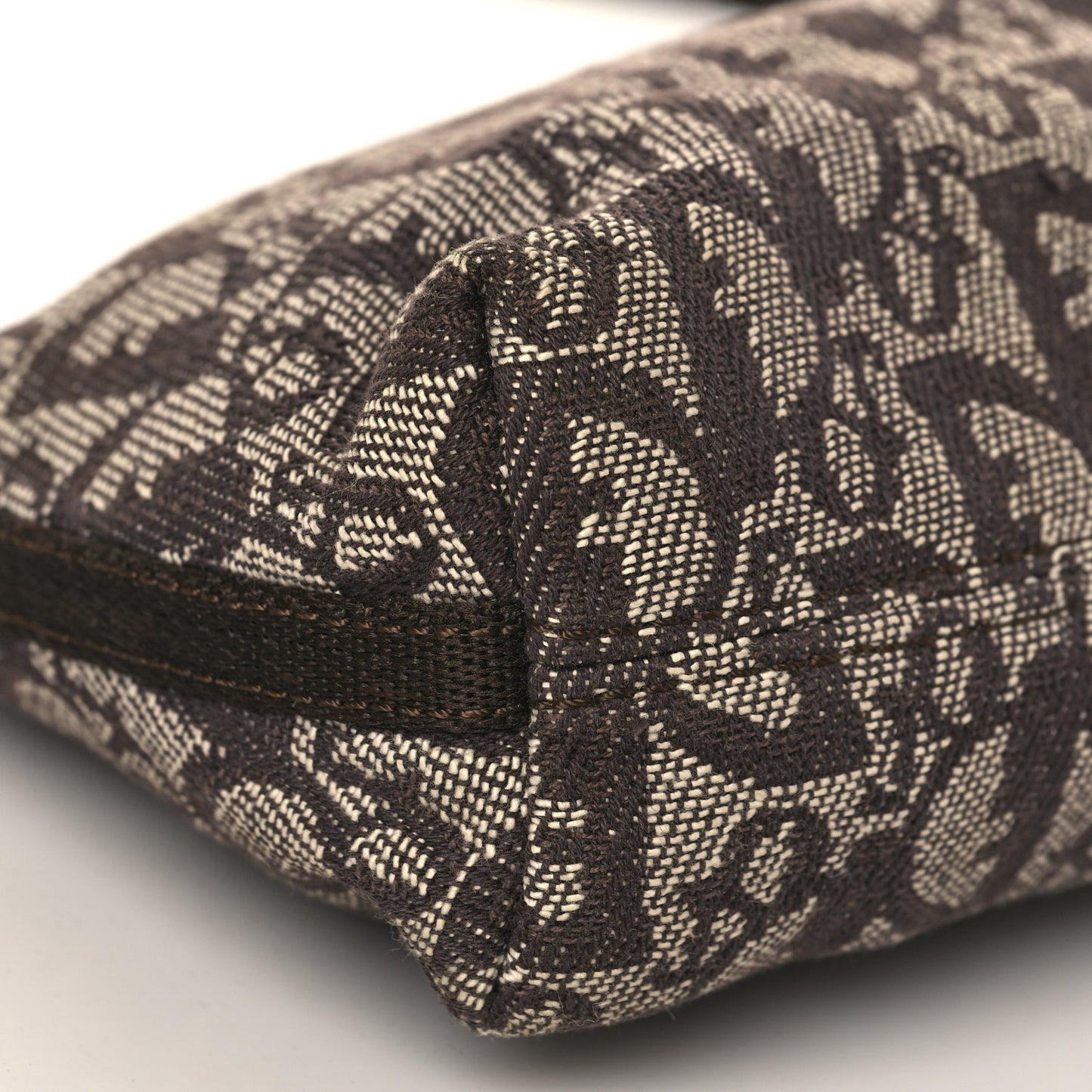 Monogram Shoulder Bag Pochette Brown