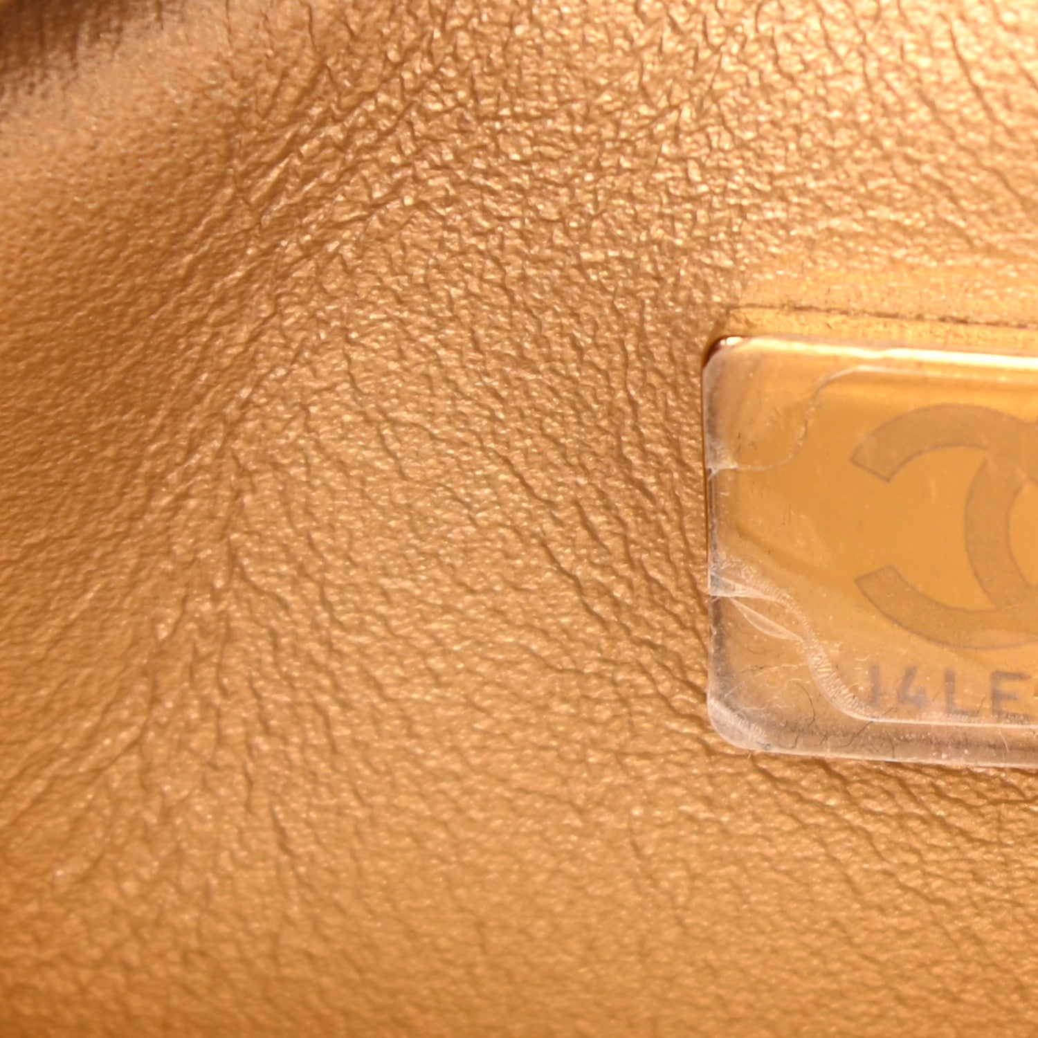Chanel Lambskin Quilted CC Pearl Crush Camera Case Red 7 of 11