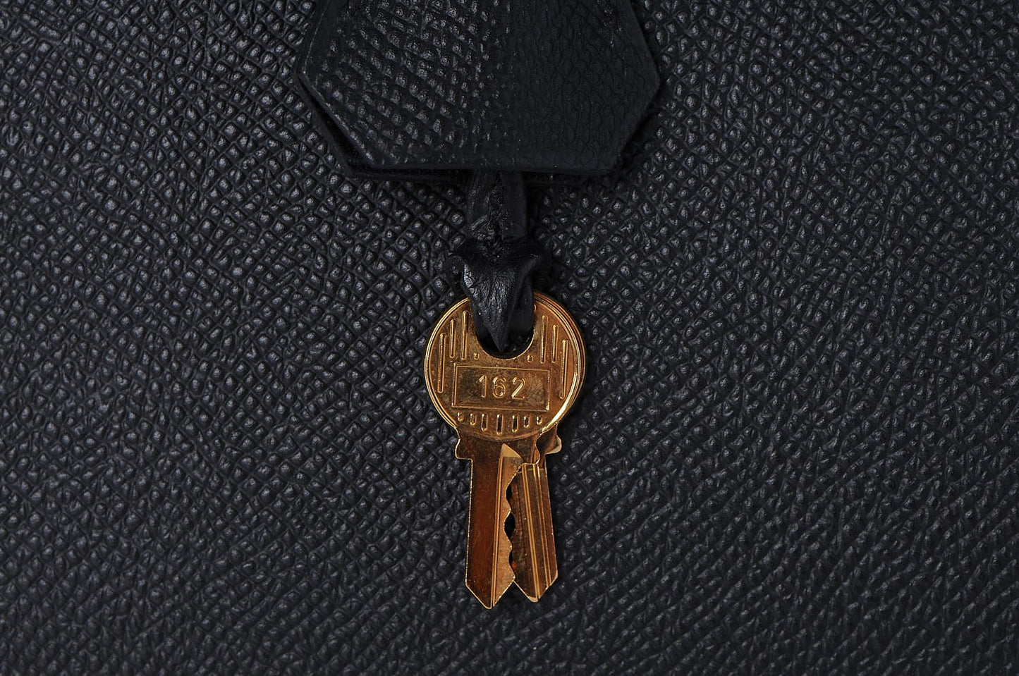 Epsom Kelly Sellier 35 Black