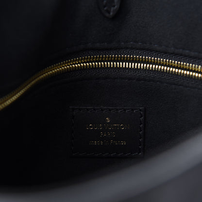 Louis Vuitton Empreinte Monogram Giant Onthego PM Black 8 of 10