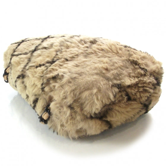 Lapin Fur Quilt Pattern Flap